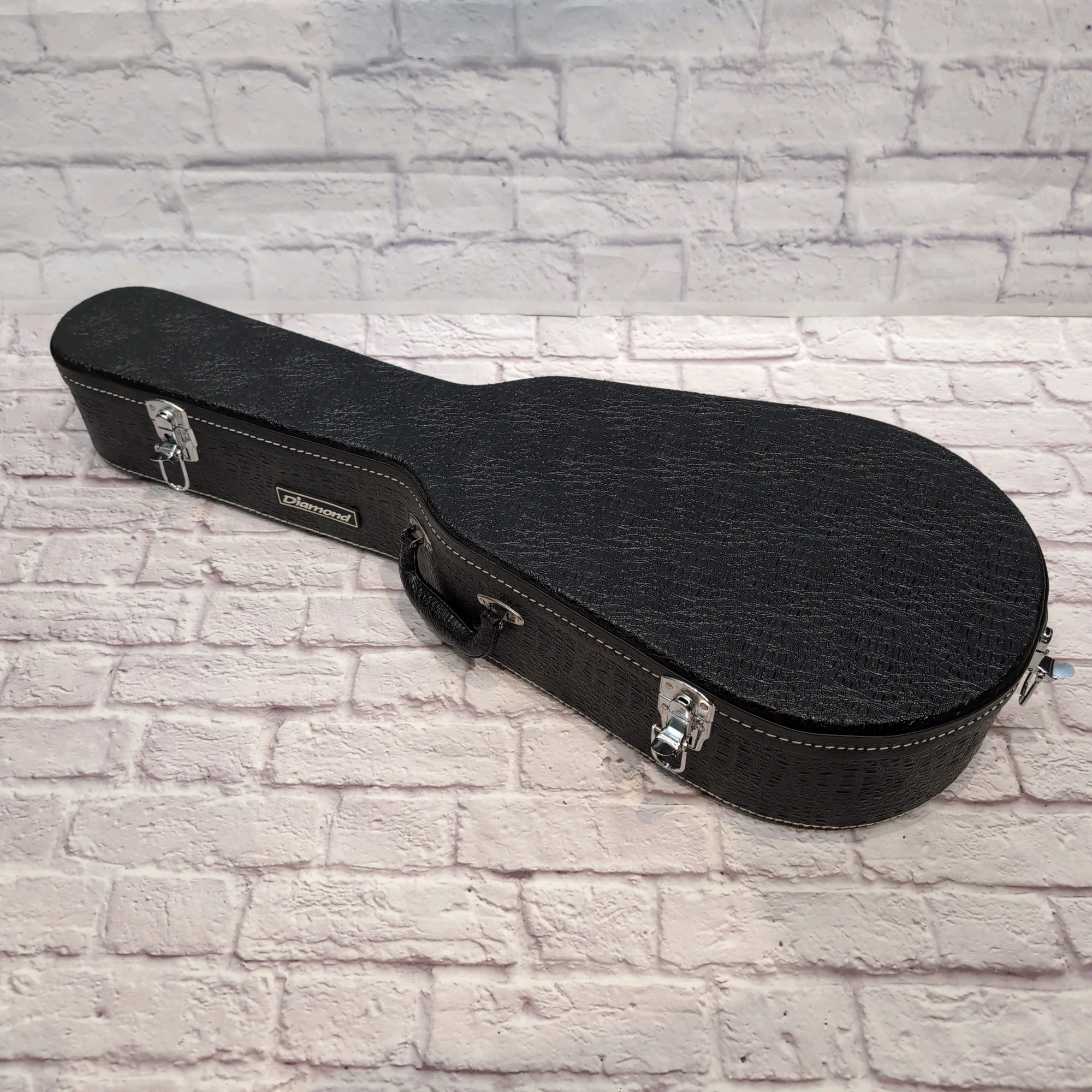Don Pablo DP-4WB Cuatro w/Case