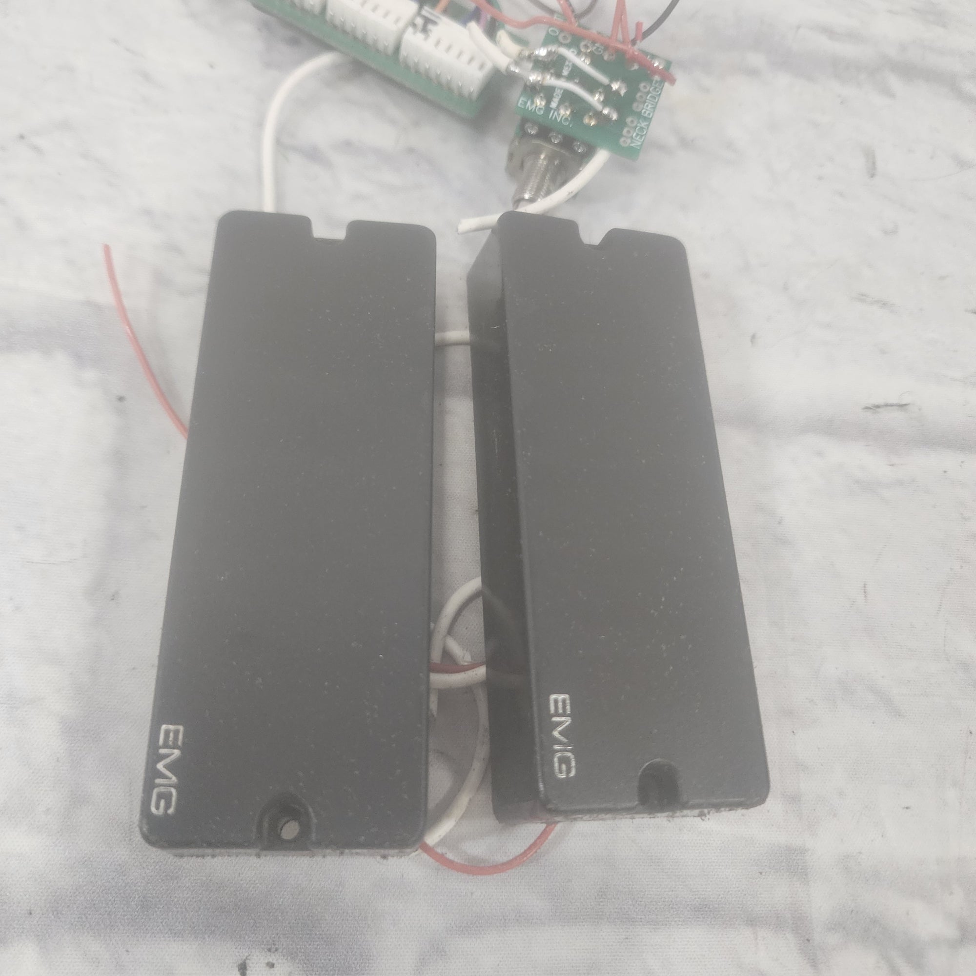 EMG 40DC Humbucker Pickup Set Plus Preamp