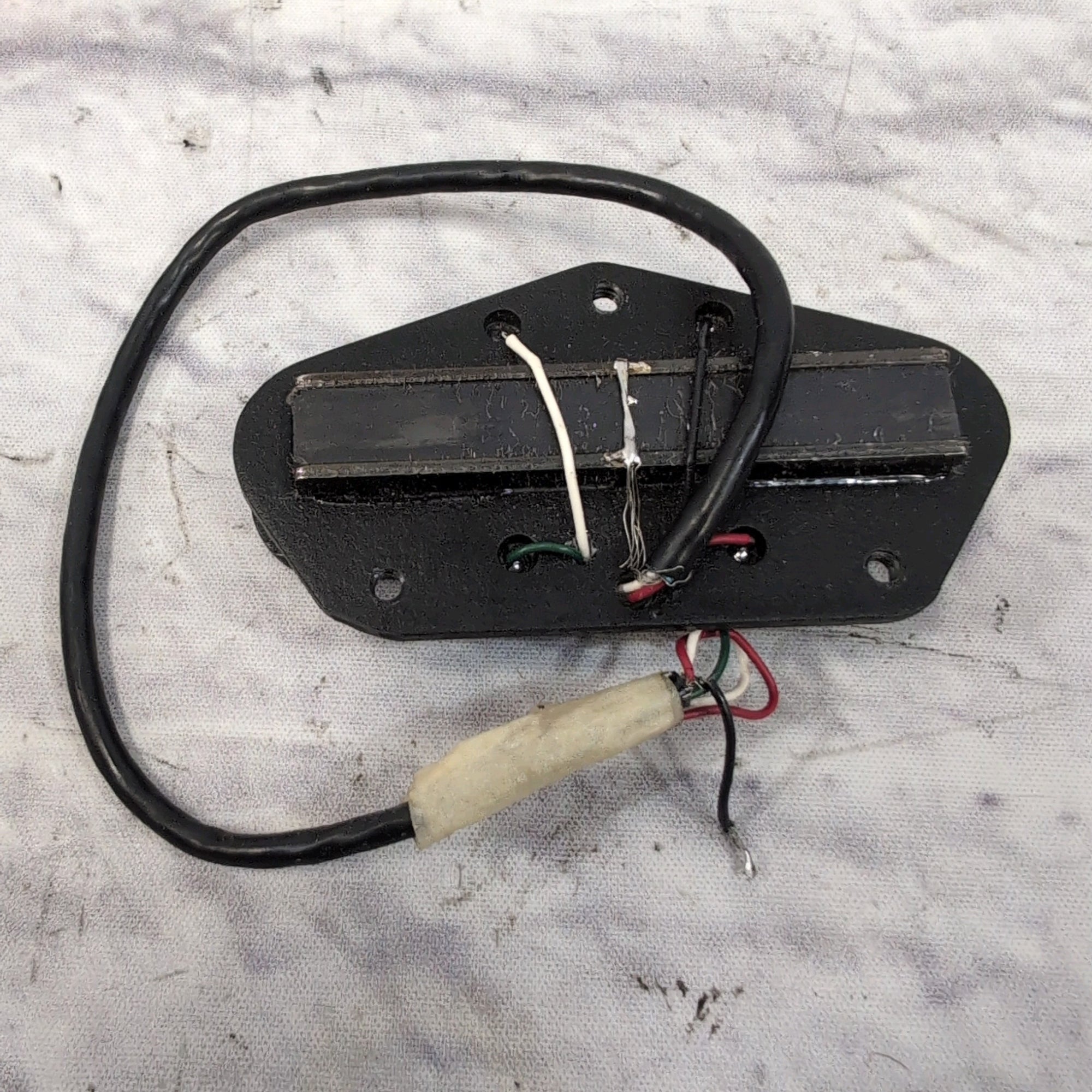 Unknown Dual Rail Strat Pickup