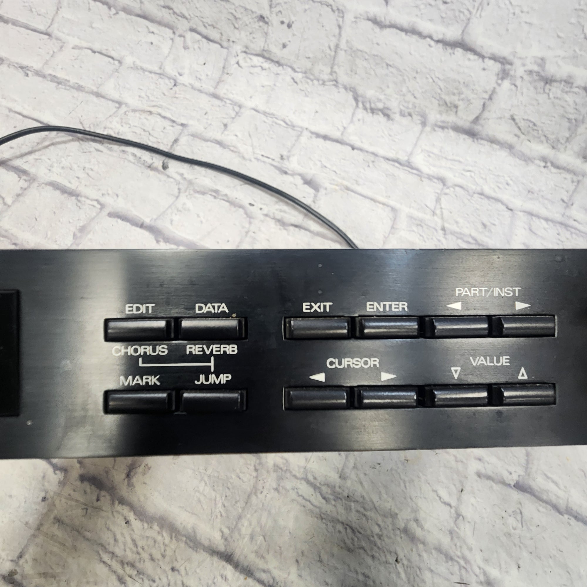 Roland  U-220 Digital Rack Synthesizer