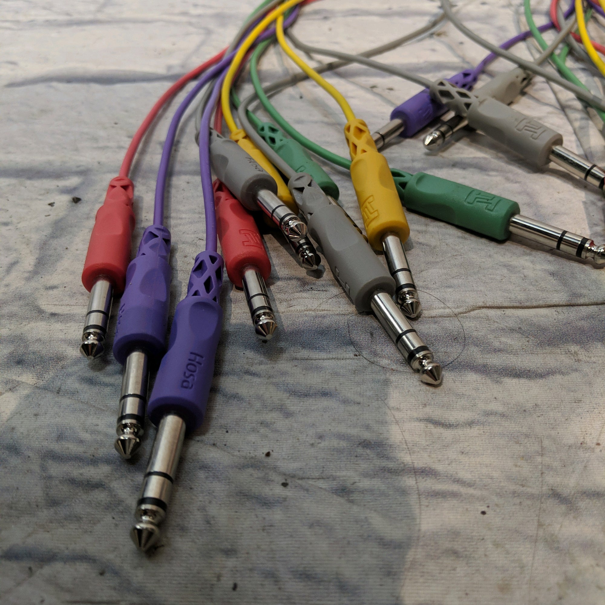 Hosa 1/ 4 Patch Cables (11 Count)  Rack Patchbay