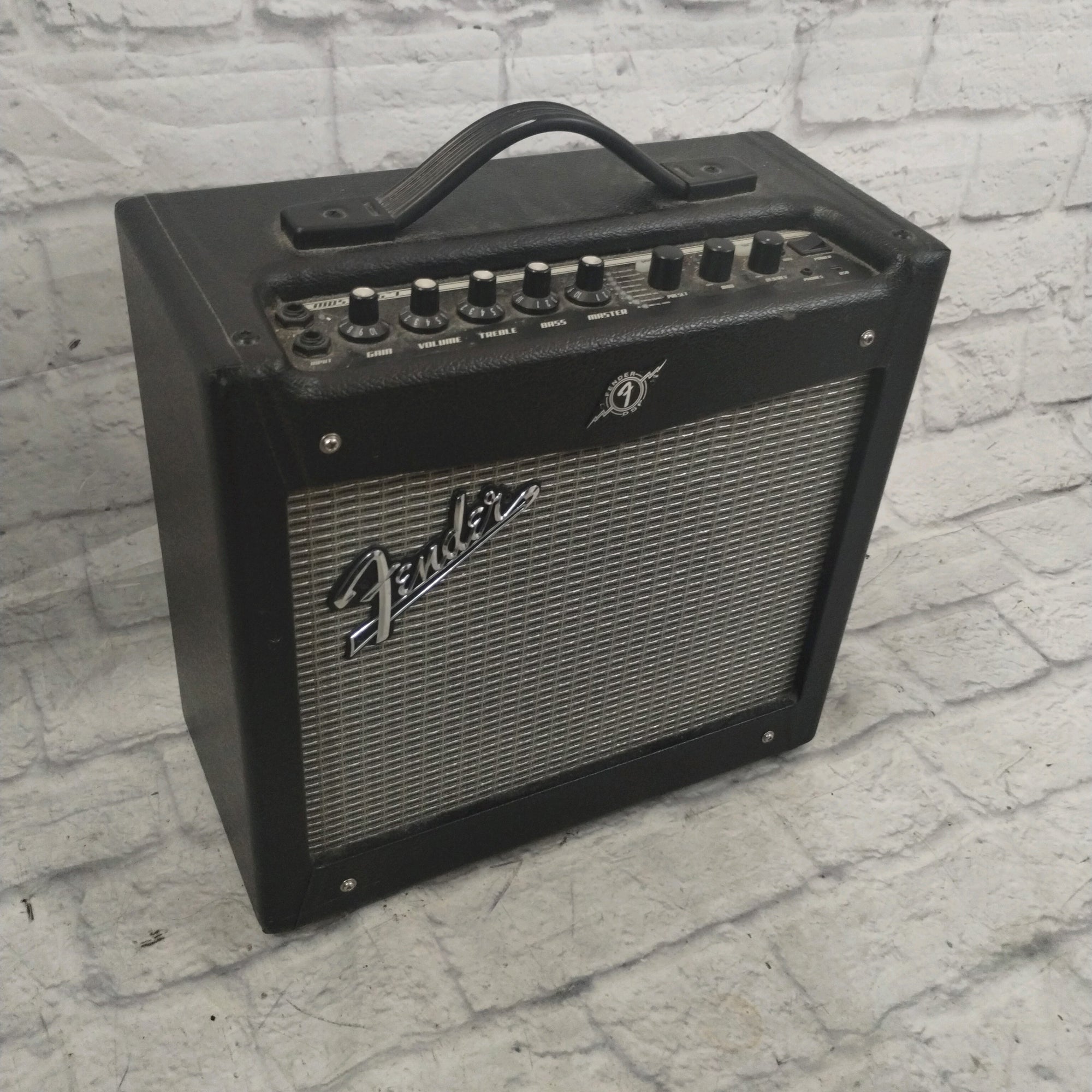 Fender Mustang I Modeling Amp