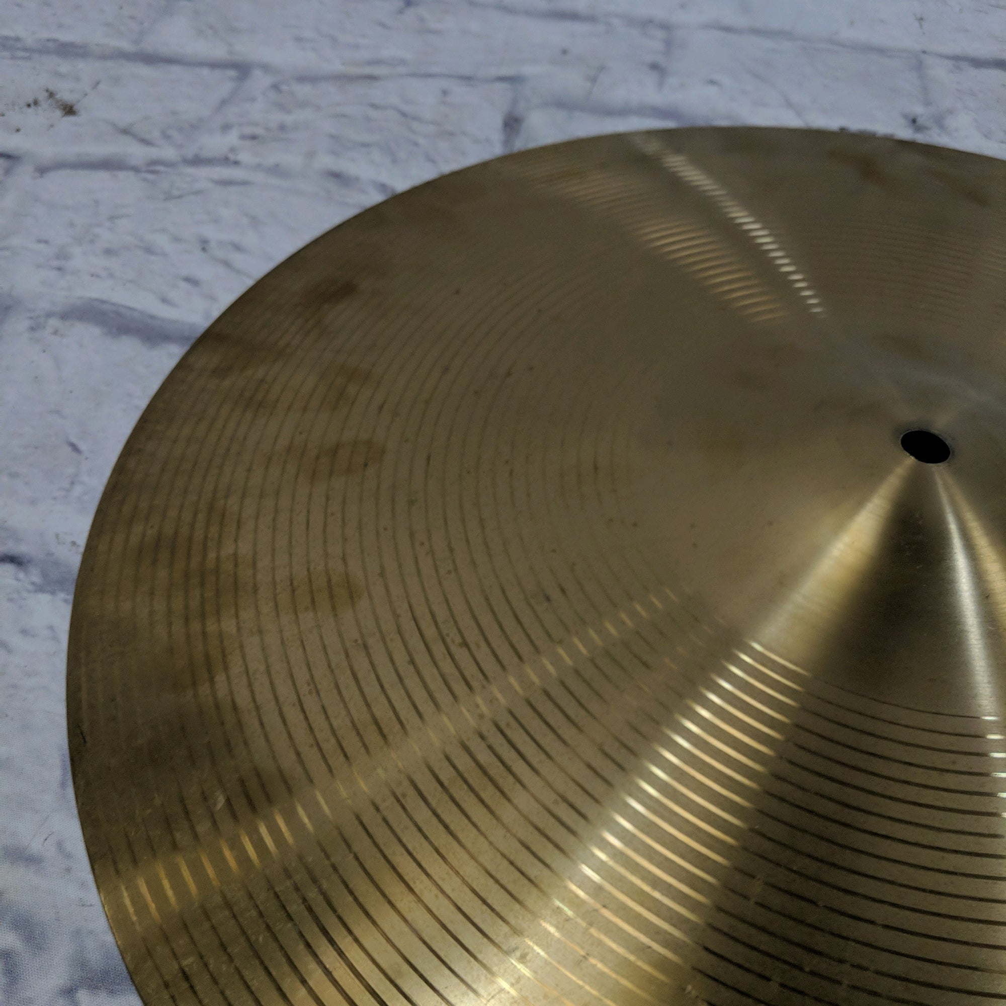 Unknown Crash Cymbal 18in