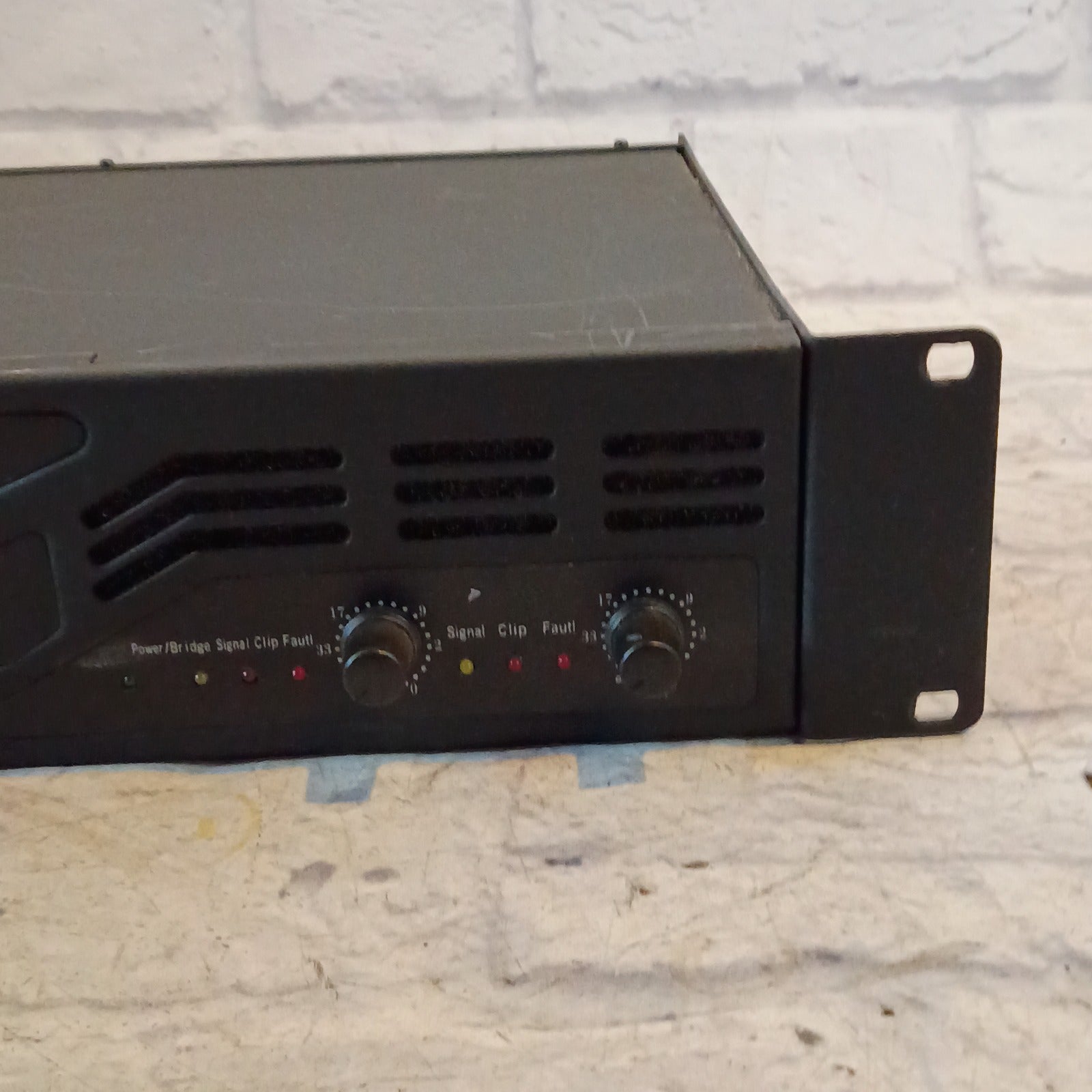 Gem Sound XA1000 Power Amp