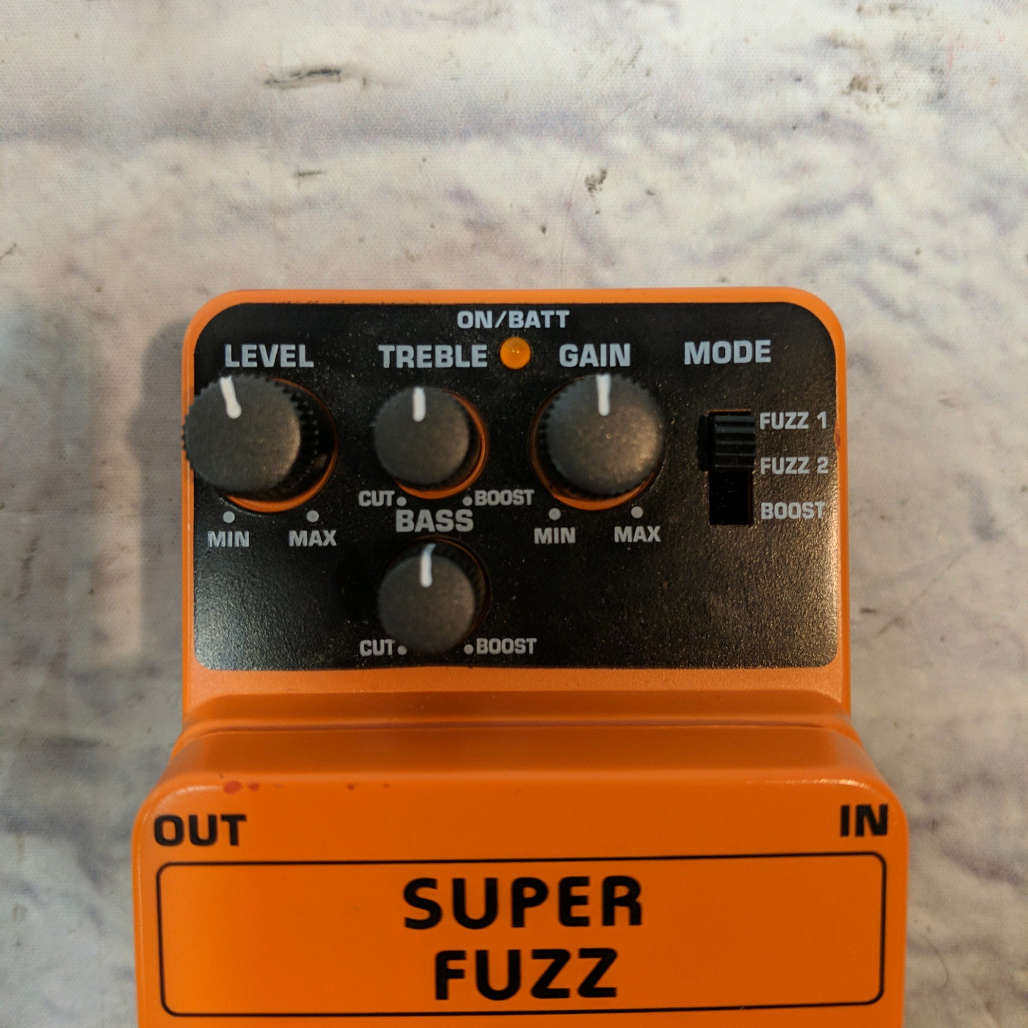 Behringer SF300 Super Fuzz Pedal