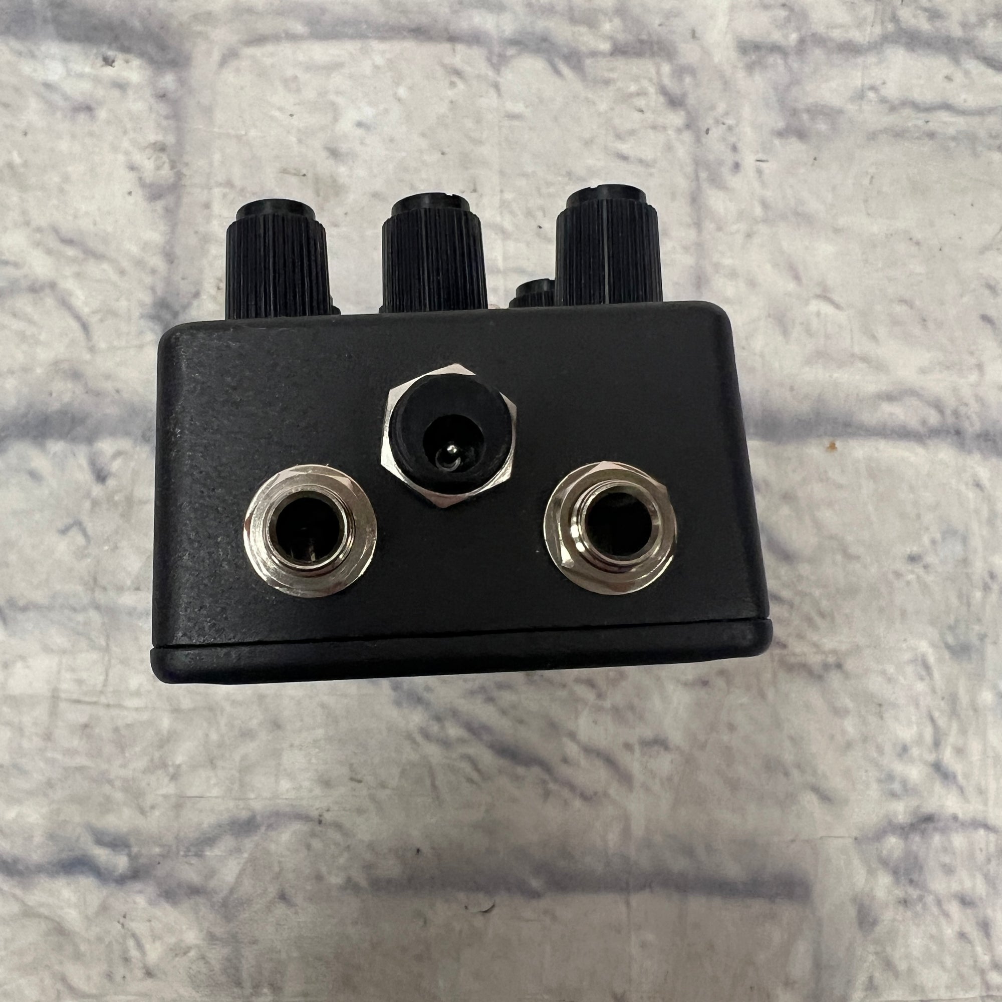 Discordance Electric Multiwave Modified PLL Guitar Synth Theremin