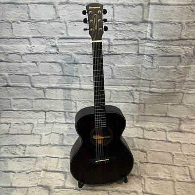 Orangewood Oliver Jr Mahogany Acoustic Guitar w/ Gig Bag