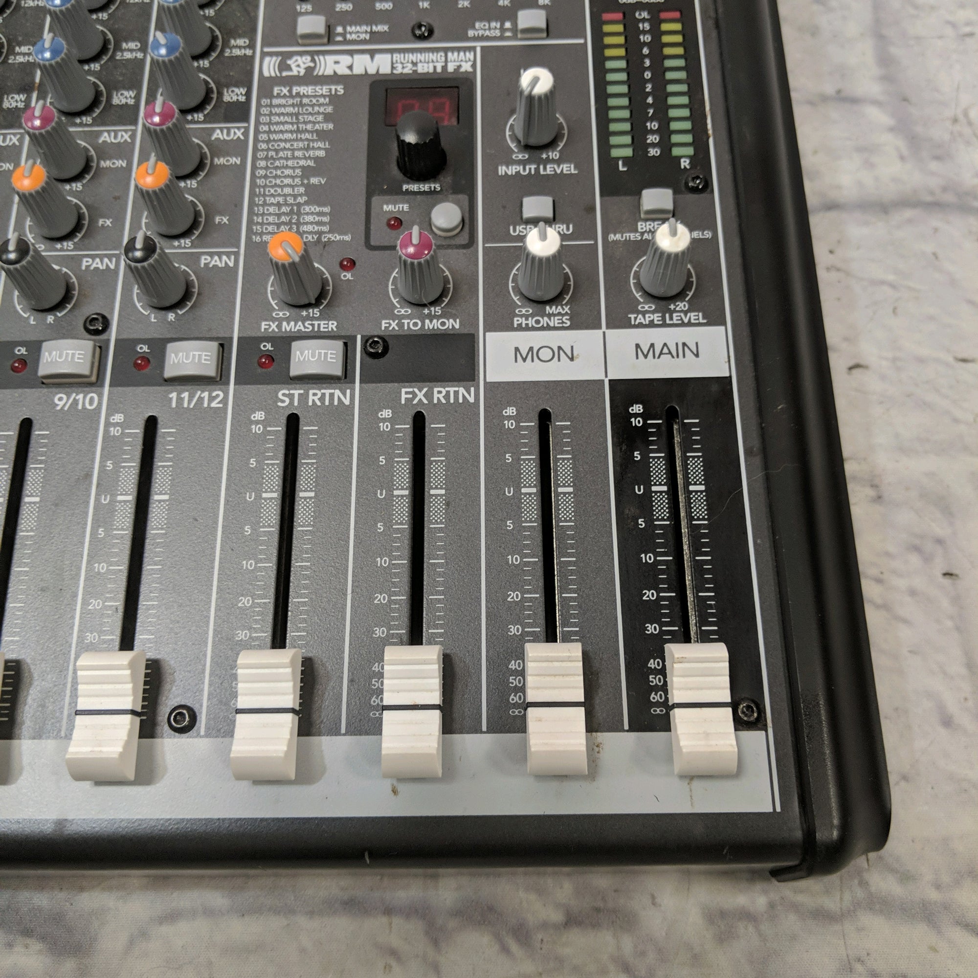 Mackie ProFX12 Eight Channel Mixer
