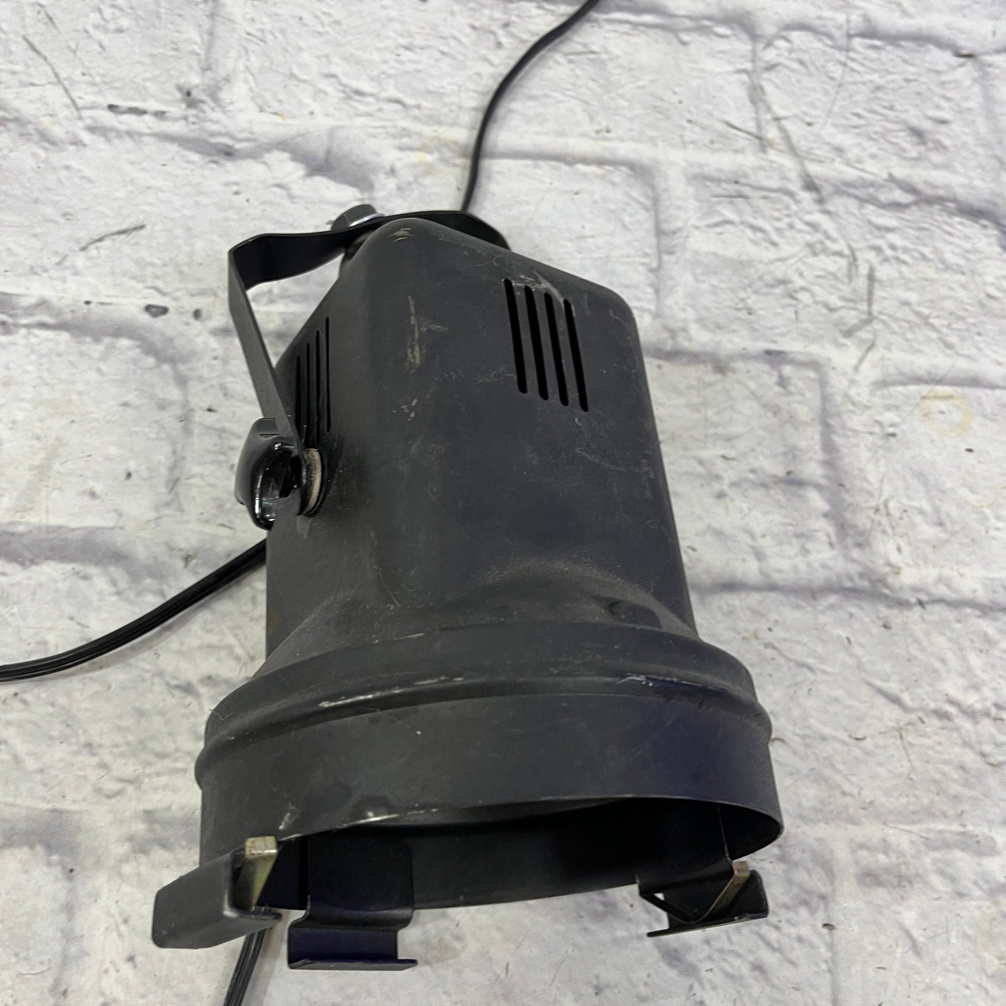 Unknown Can Light AS IS