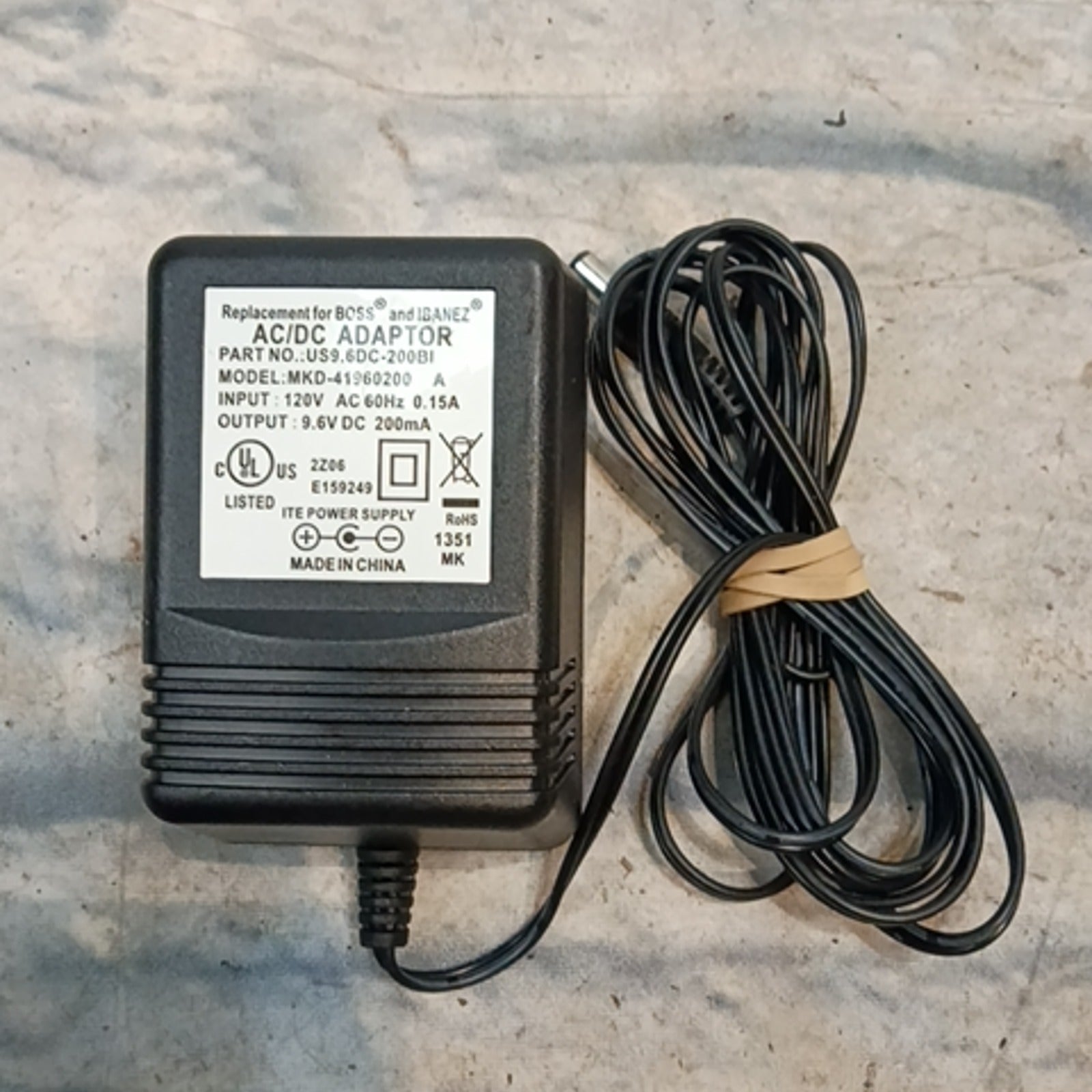 Unknown Guitar Pedal 9V Power Supply