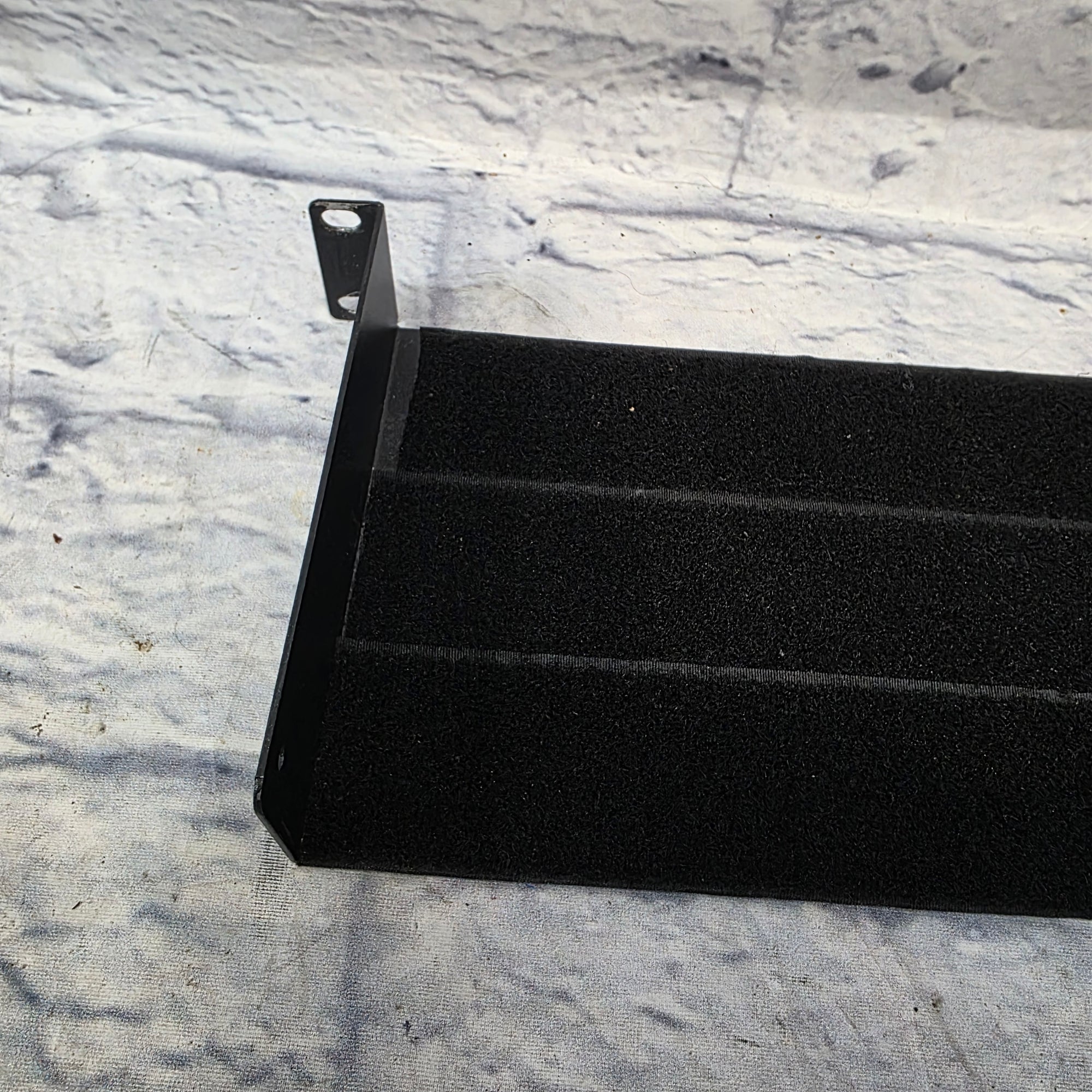 Unkown Rack With Velcro Shelving