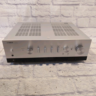 Yamaha R-N800A Stereo Network Audio Receiver - Black