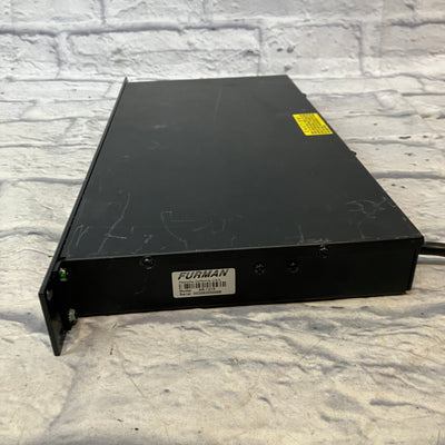 Furman Ar-1215 Power Conditioner / Voltage Regulator Power Conditioner