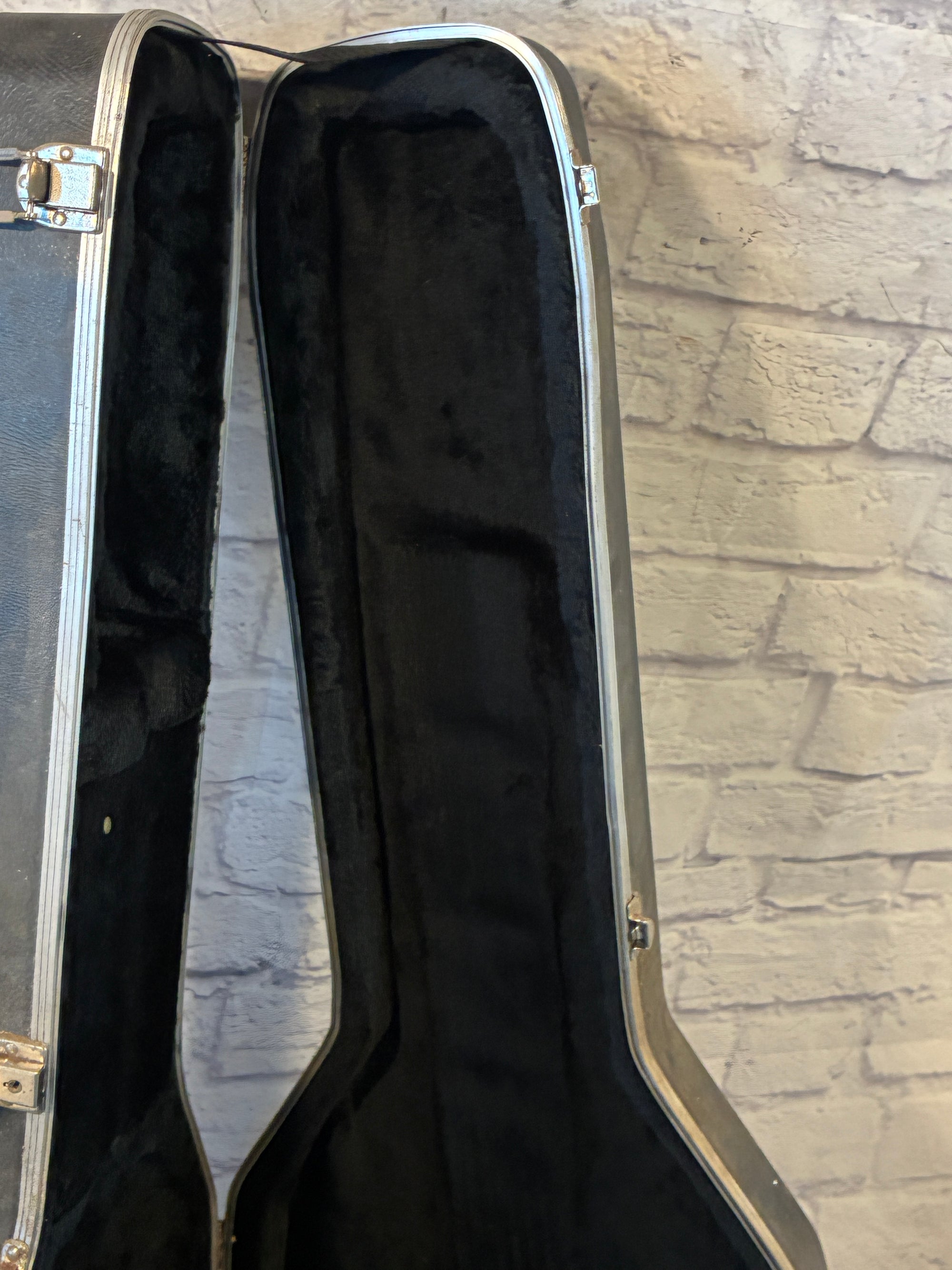 Ovation Shallow Bowl Back Acoustic Guitar Hard Case