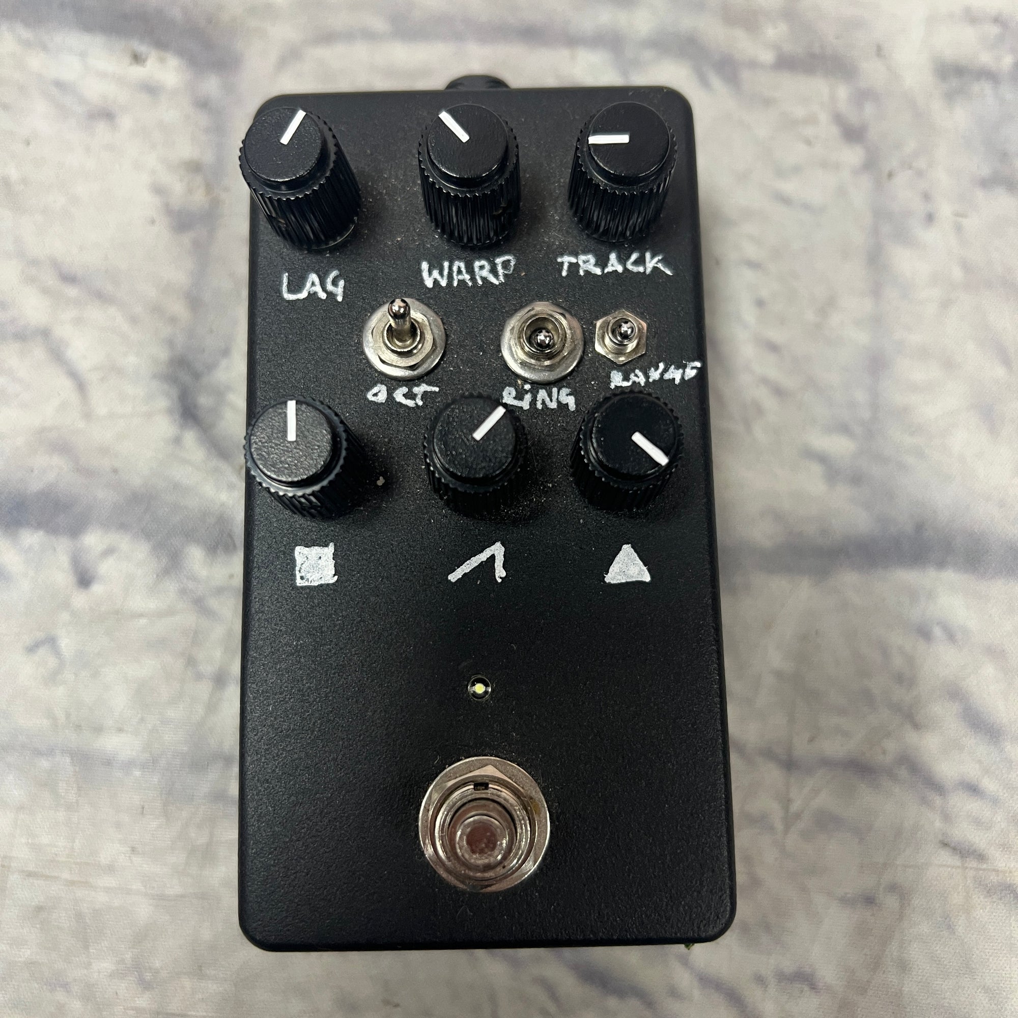 Discordance Electric Multiwave Modified PLL Guitar Synth Theremin