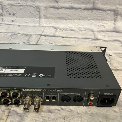 Mackie ONYX 400F Recording Preamp  Rack Patchbay