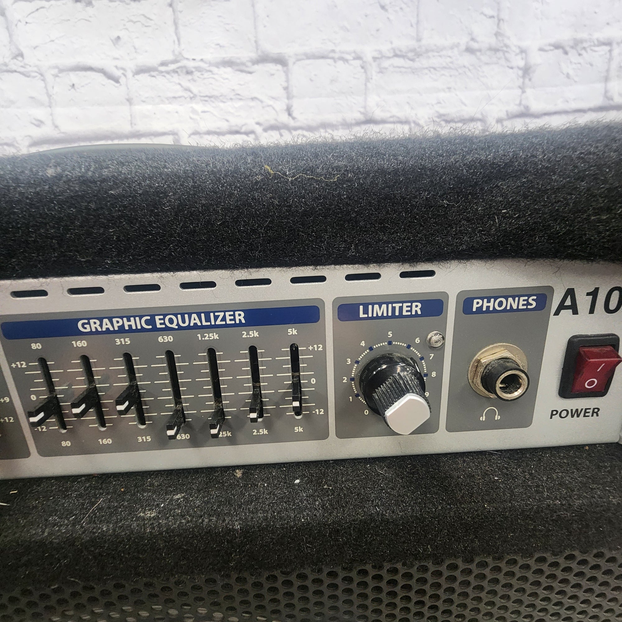 Hartke A100 Bass Combo Amp