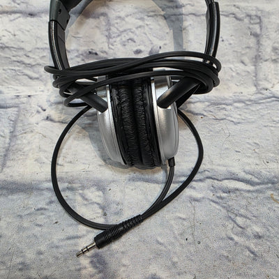 gear4music  With 10 Foot Cable Studio Headphones (not functioning: AS IS)