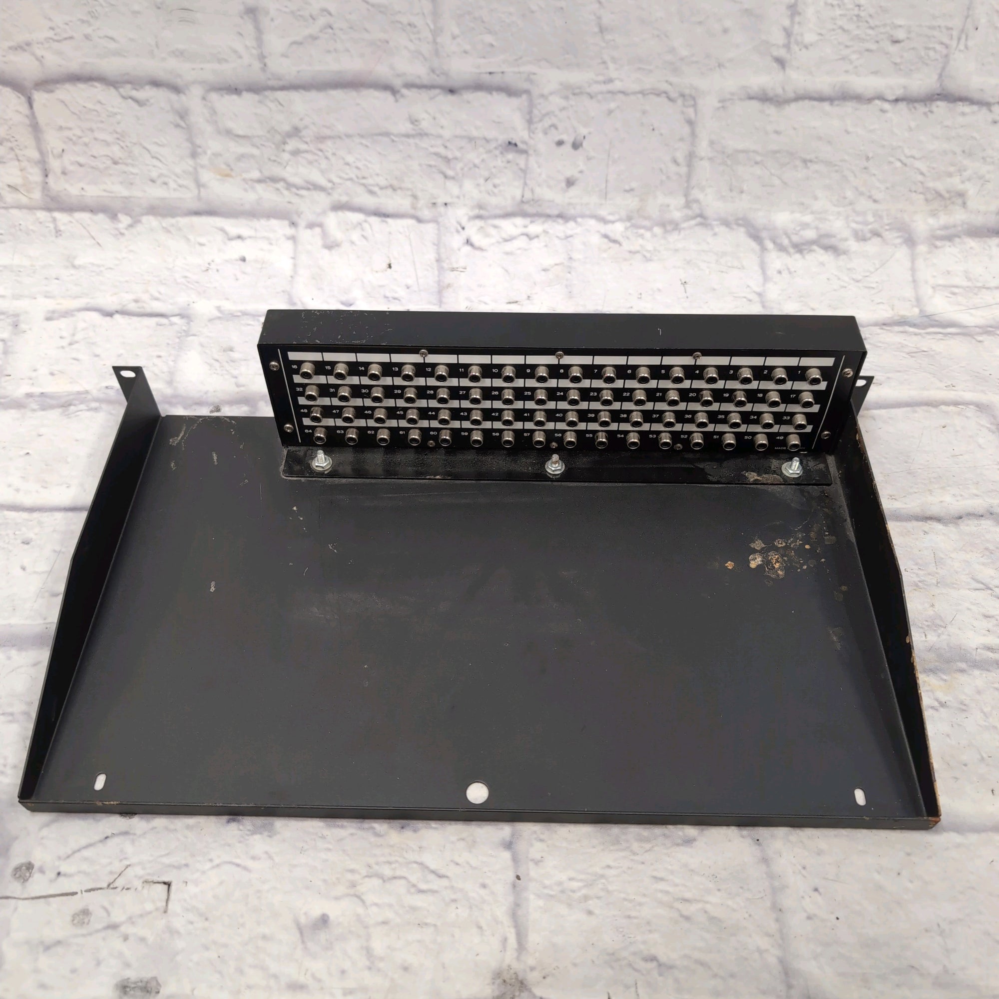 Long Patchbay Rack Teac PB-64 RCA Patchbay Rack - Evolution Music