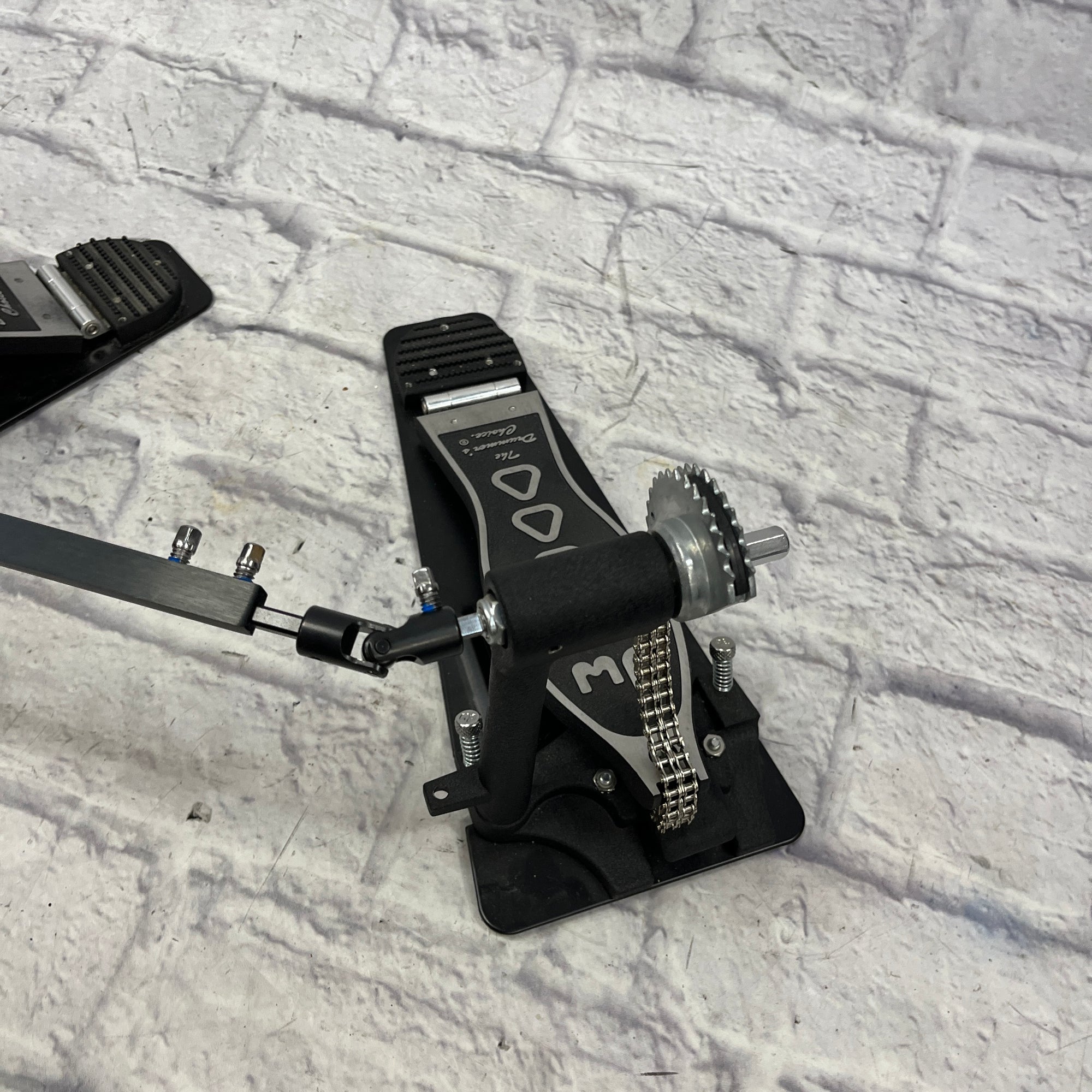 DW 3000 Double Kick Pedal