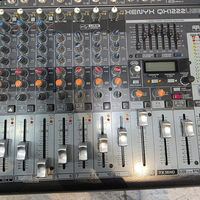 Behringer Xenyyx QX1222USB Mixer