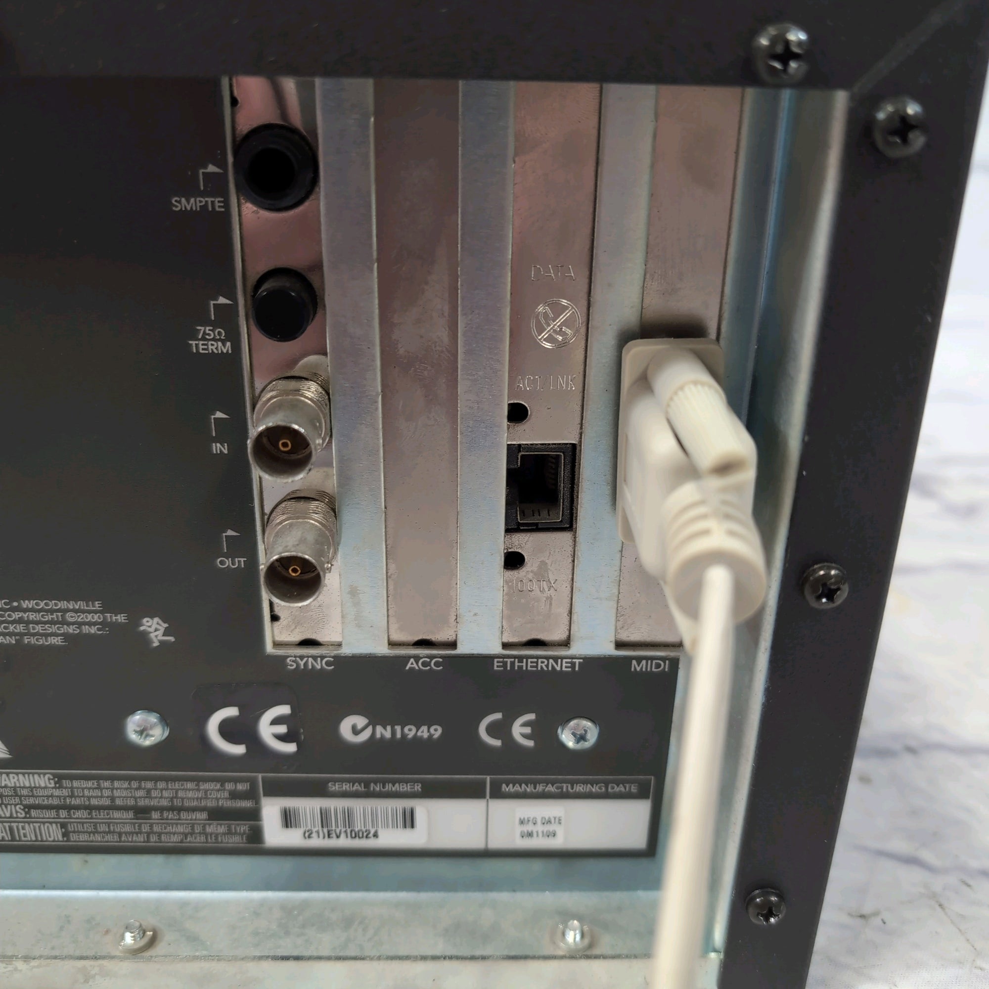 Mackie MDR24/96 24 Track 24 Bit Digital Hard Disk Recorder