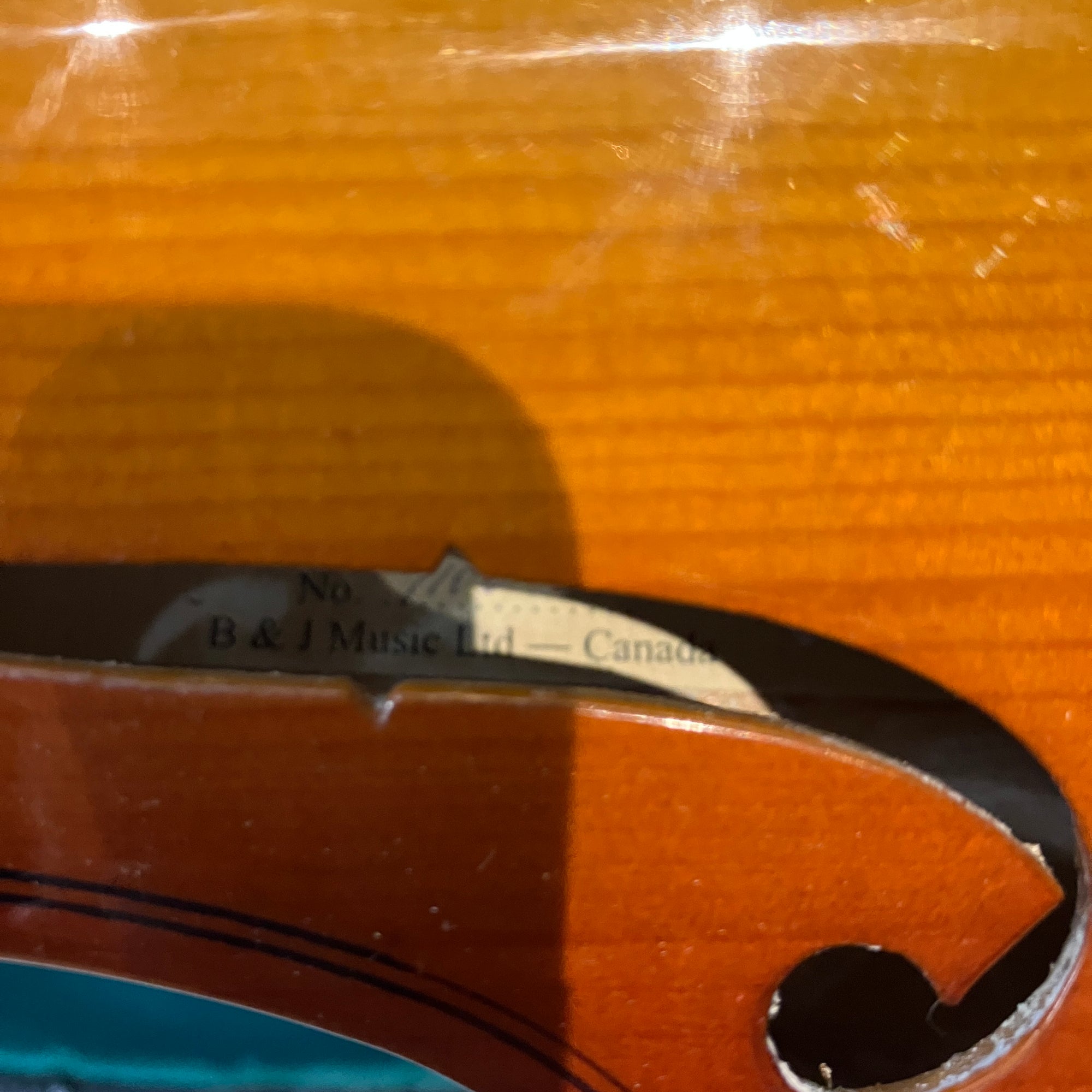 B&J Music Corelli Violin Full Size 4/4 with Bow and Case