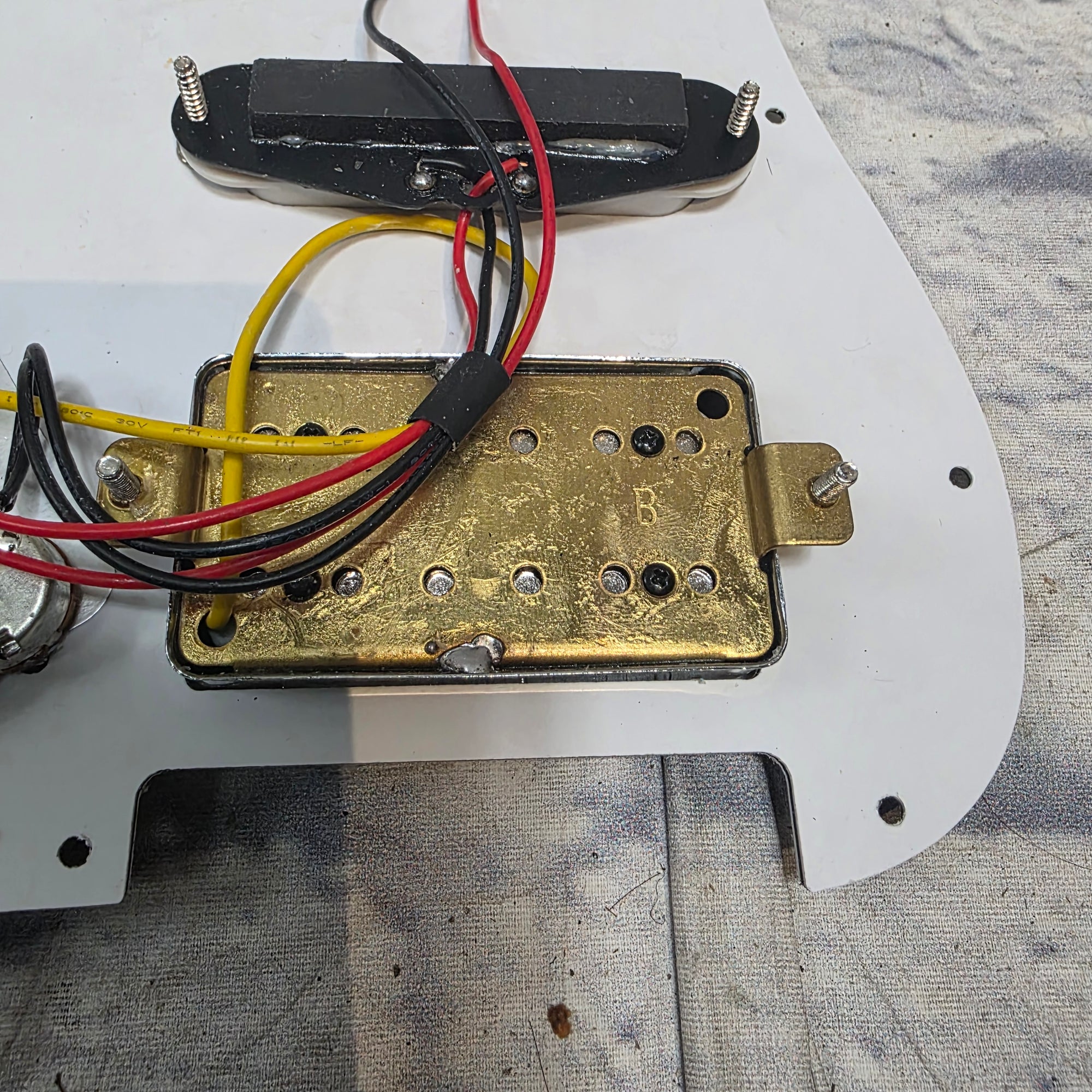 Allen Eden Loaded HSS Stratocaster Pickguard