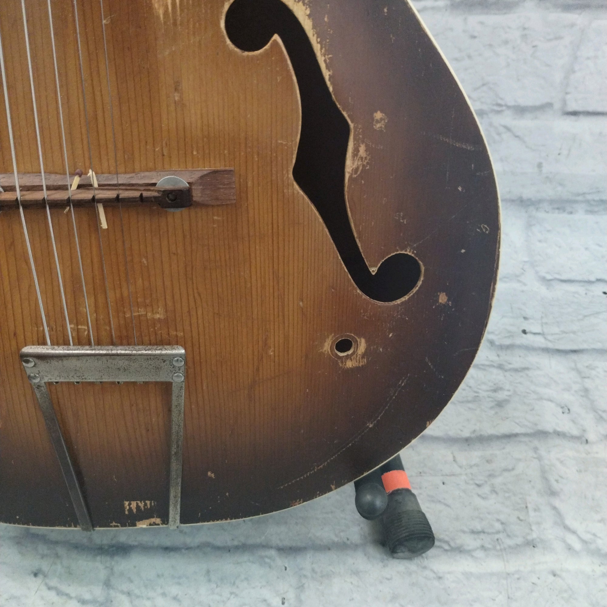 Kay K35 50's Archtop Baritone Guitar W/Case