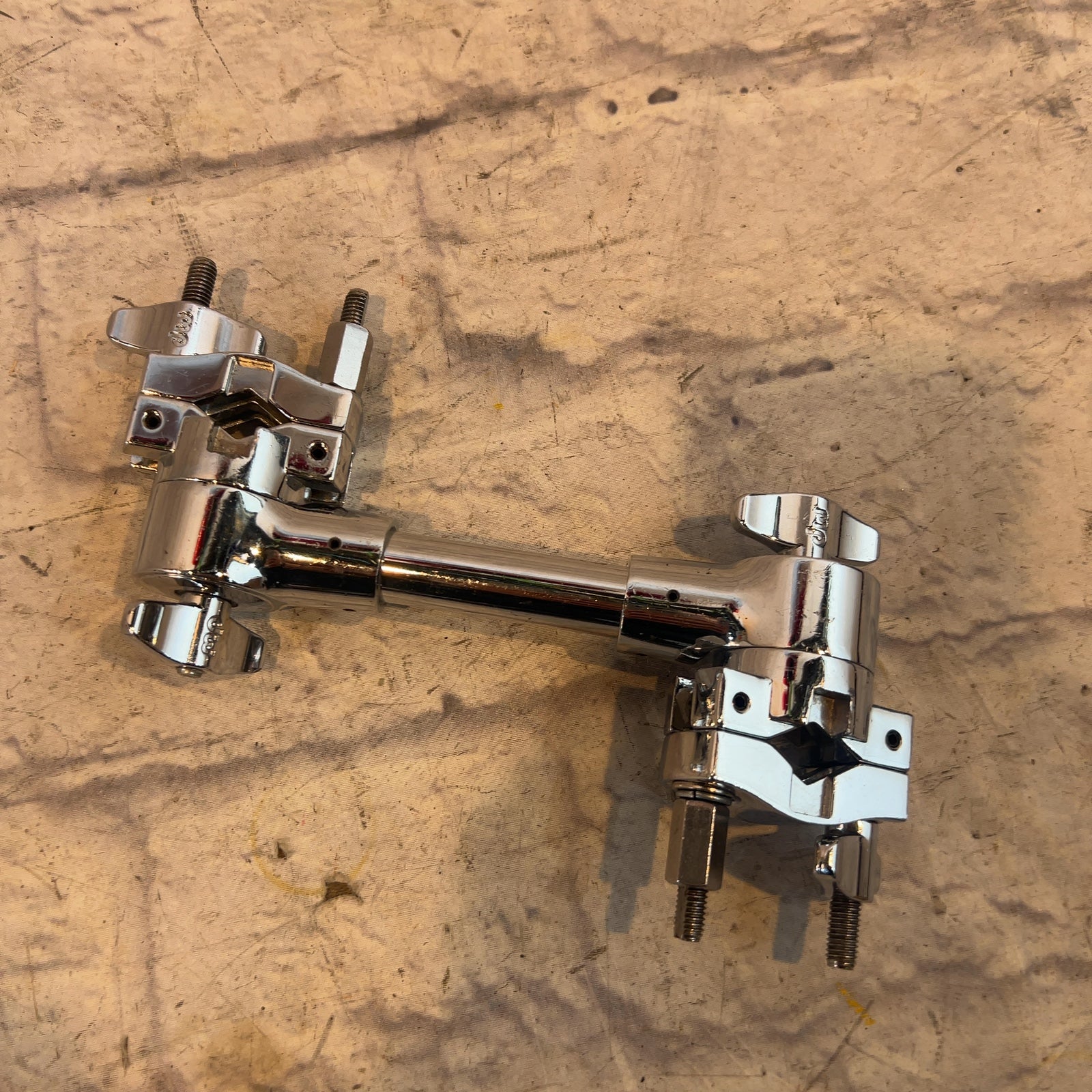 DW DWSM776 Dog Bone V to V Ratcheting Clamp