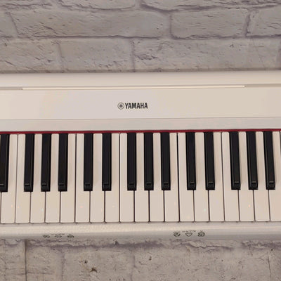 Yamaha Piaggero NP-15 61-Key Portable Keyboard With Power Adapter Regular White
