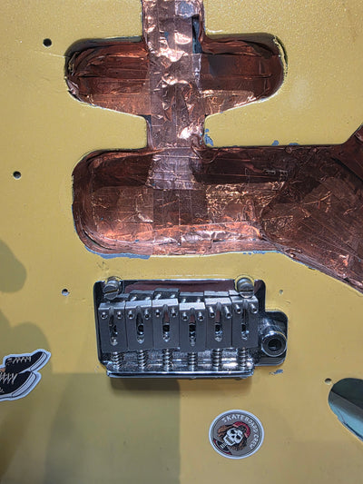 Fender/Squier Stratocaster Partscaster Husk - Gold Refinish