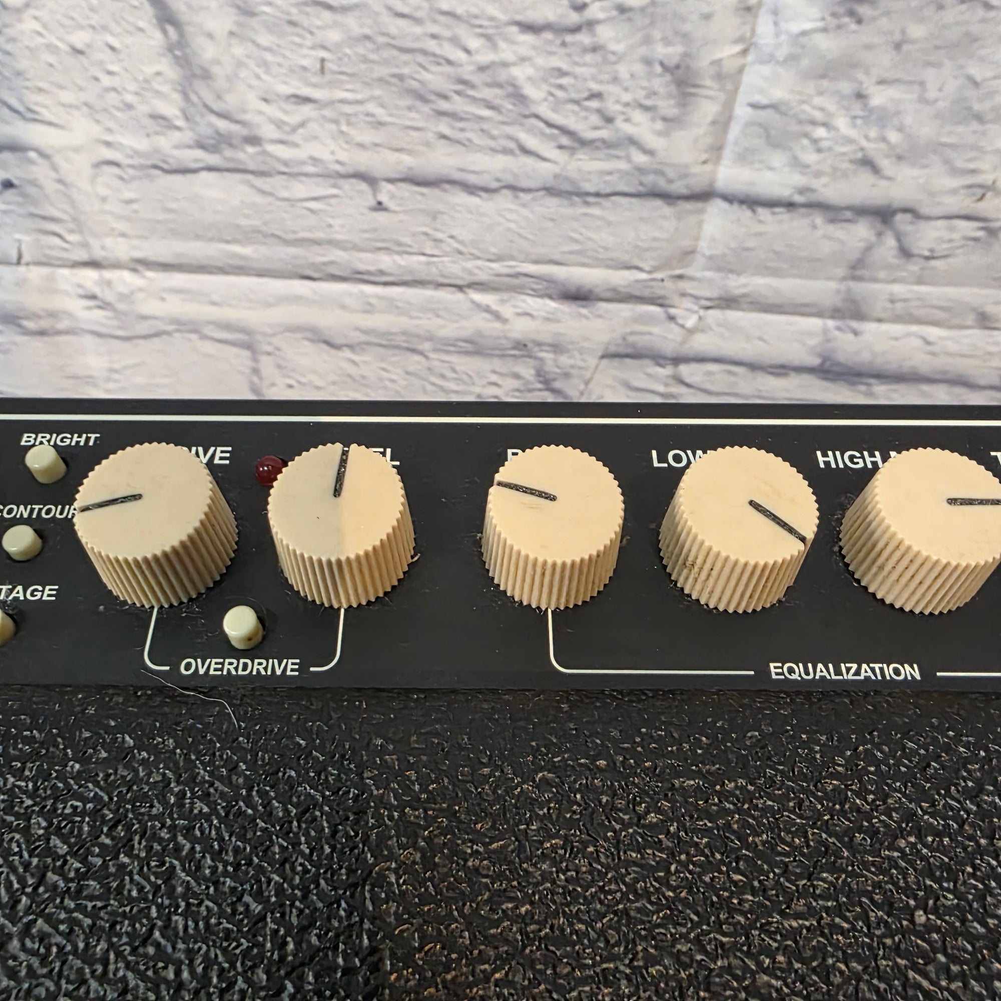 Fender Rumble 100 Bass Guitar Combo Amp