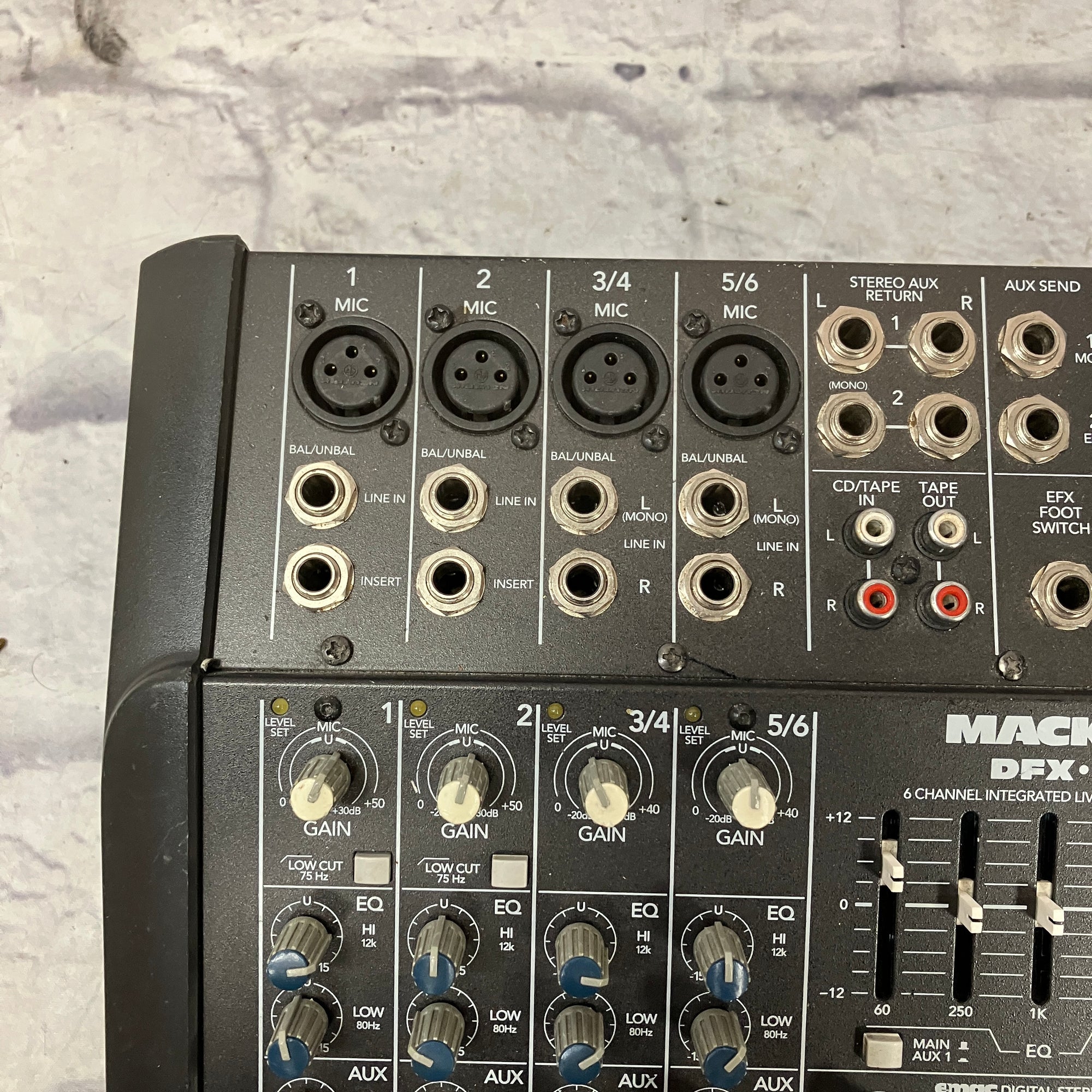Mackie DFX-6 Four Channel Mixer