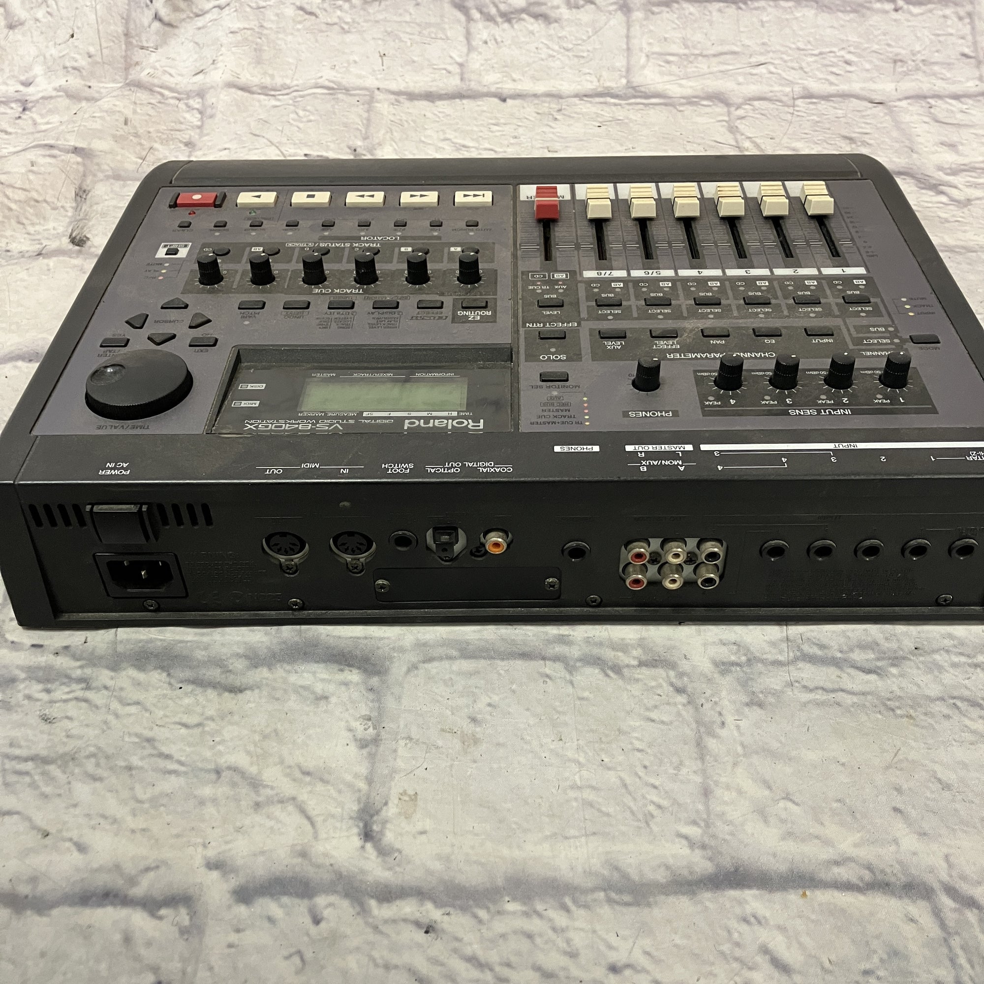 Roland VS-840GX Digital Multitrack Recorder