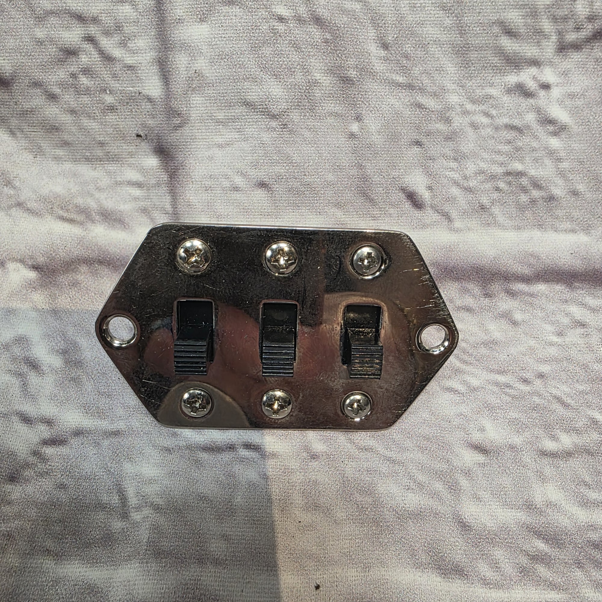 Fender 1960s-styled Jaguar 3-Way Switch Plate -  Electric Guitar Part