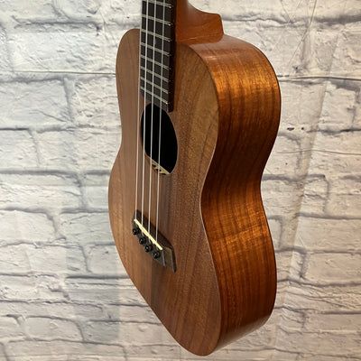 Kanile'a K-1 Tenor Ukulele w/ case