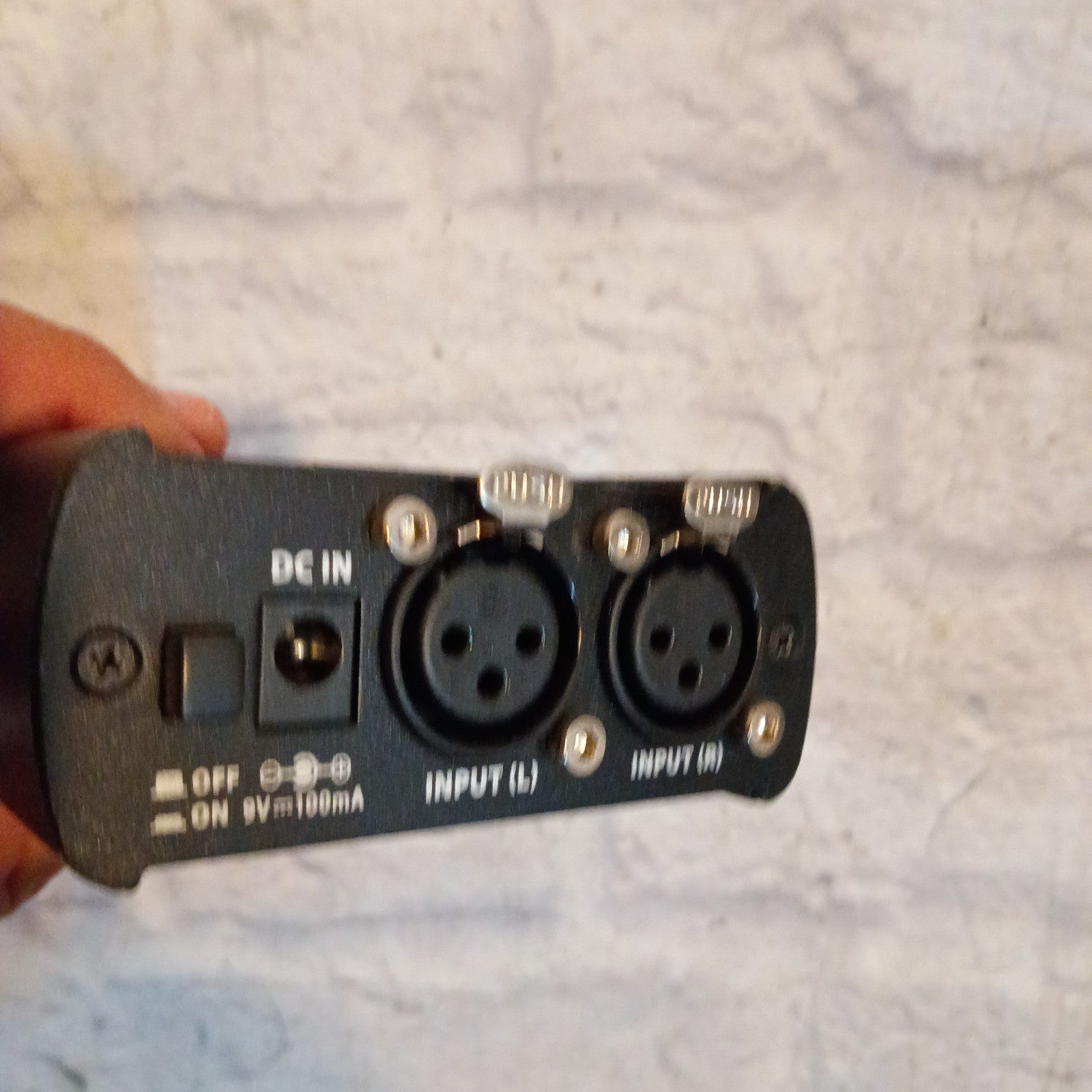 Behringer P1 Headphone Amp