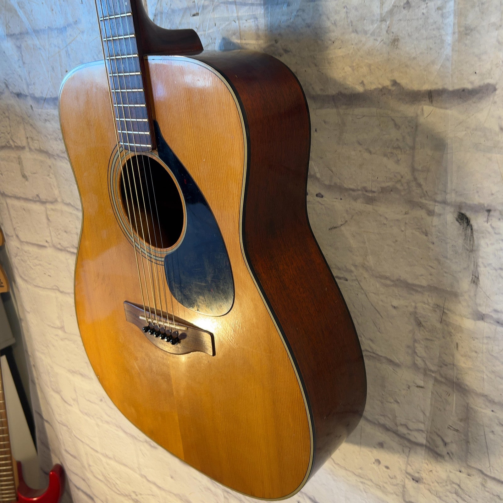 Yamaha FG-180 Red Label Nippon Gakki Vintage 1960s Acoustic Guitar