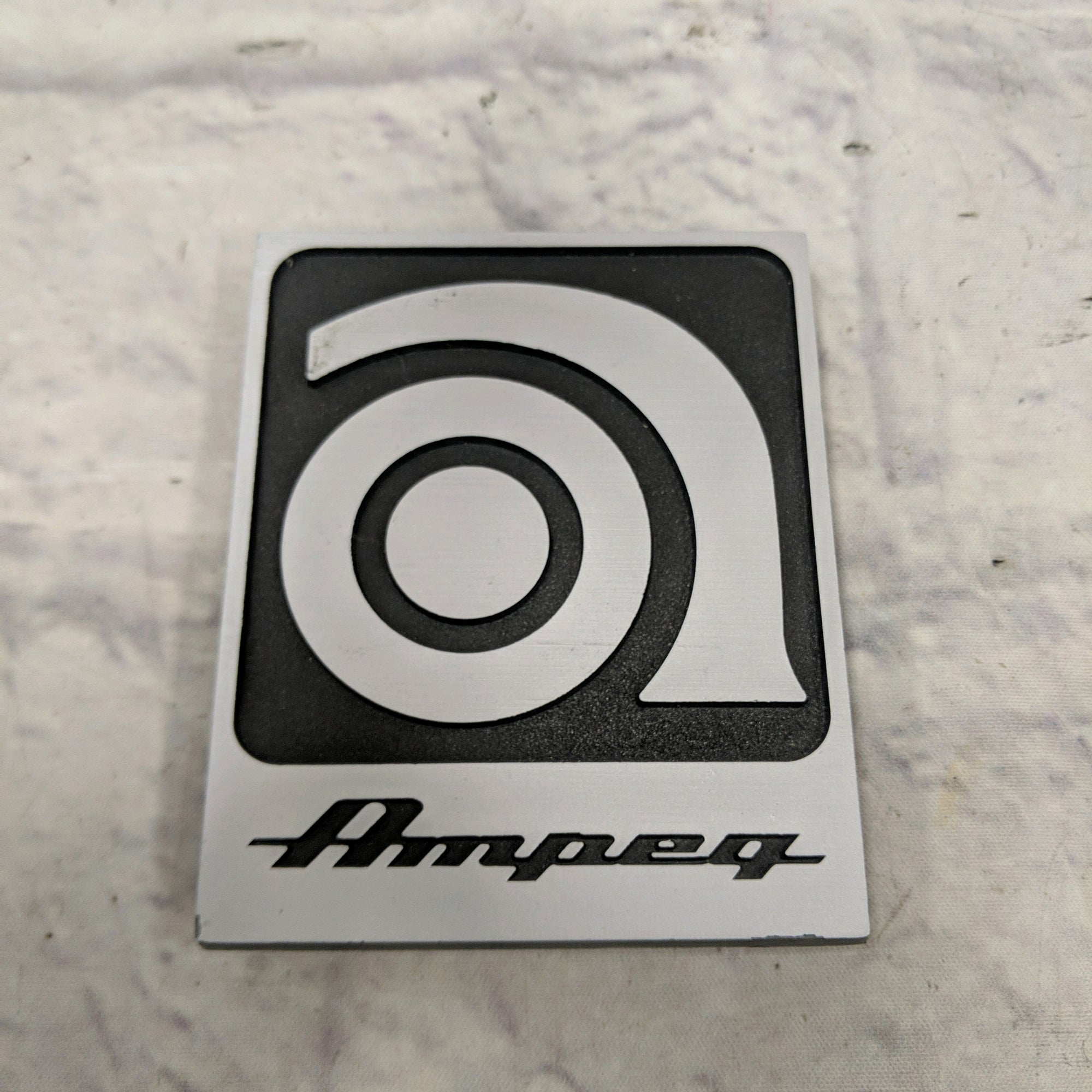Ampeg Classic Series Speaker Cab Metal Logo Amp Part