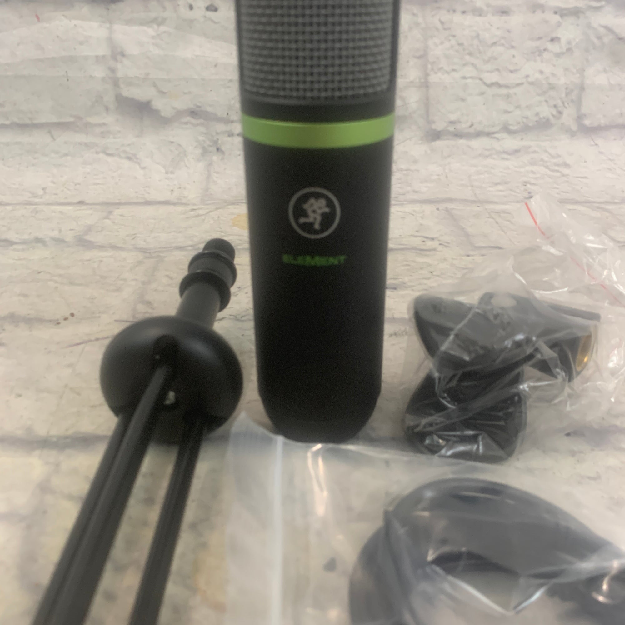 Mackie EM-USB EleMent Series USB "Condenser" Microphone