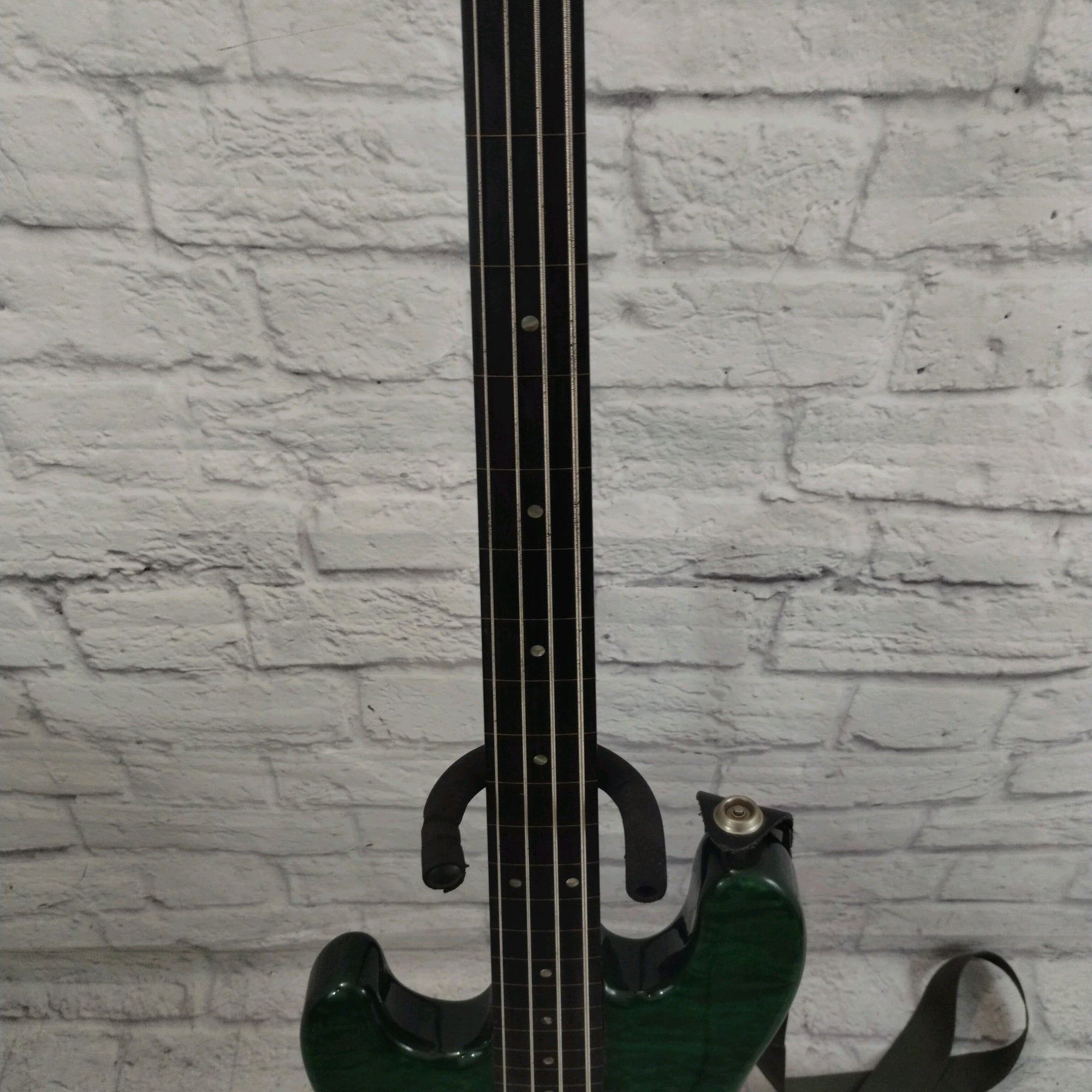 Warmoth Lefty Fretless Jazz 4 String Bass Guitar