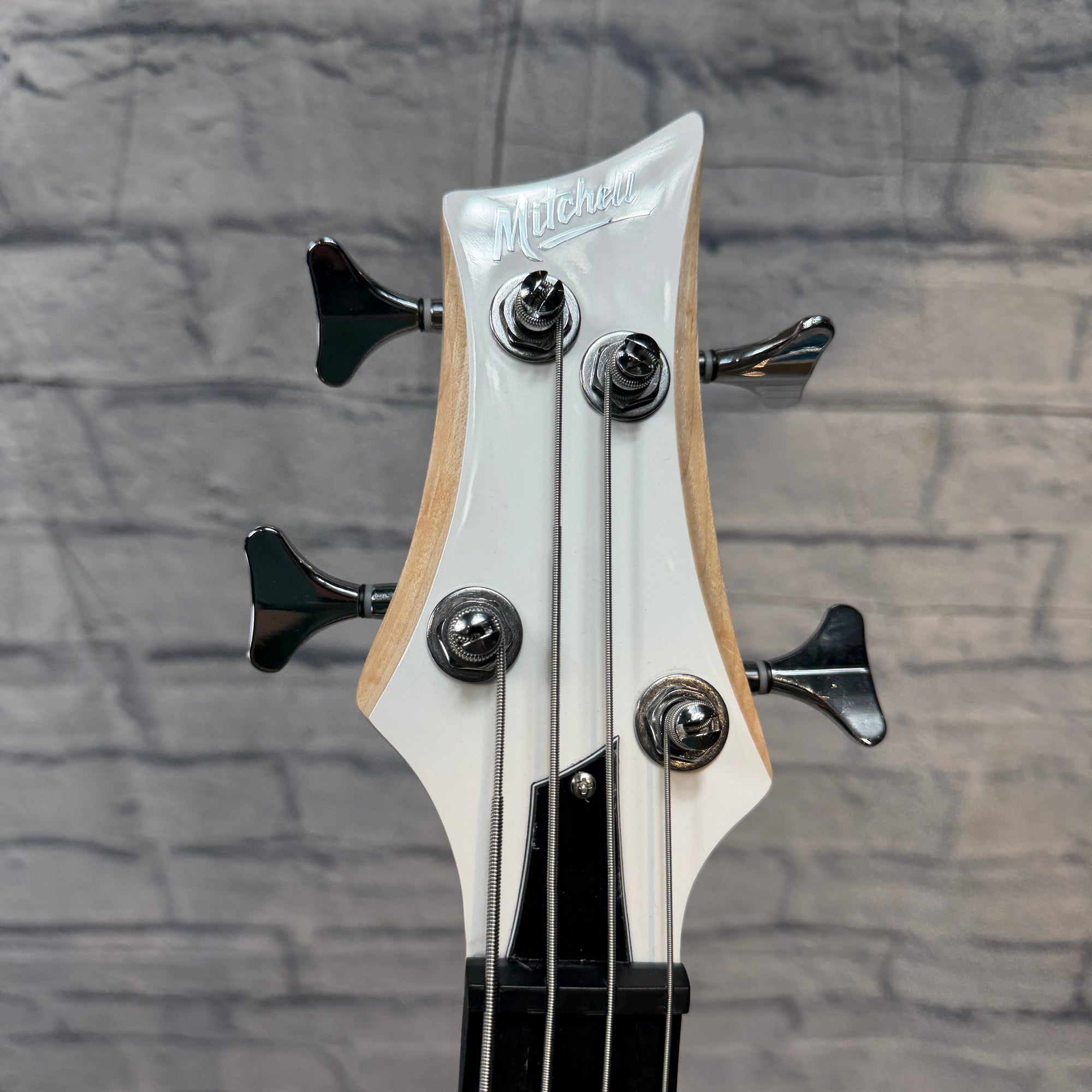 Mitchell MB100 White 4 String Bass Guitar