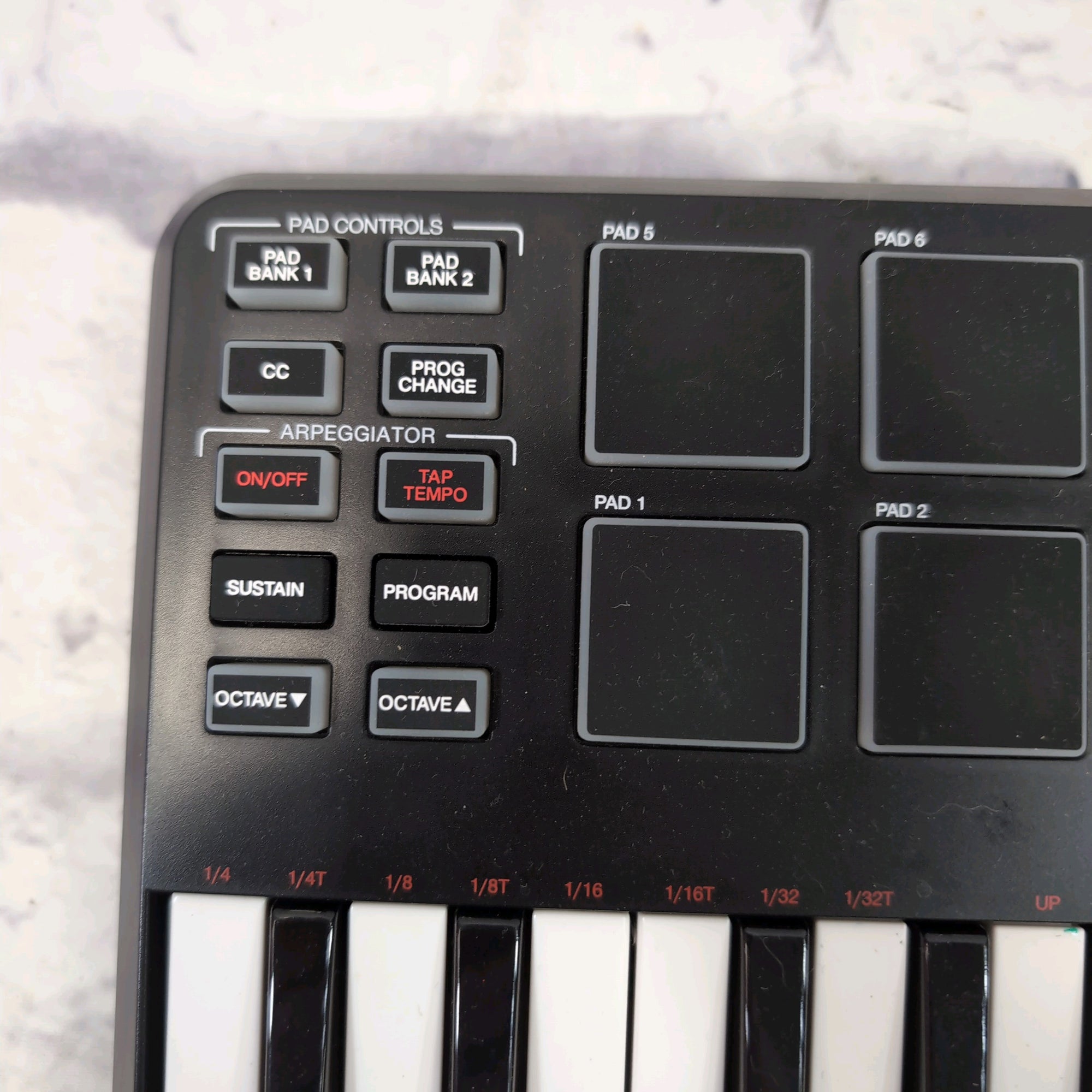 Akai MPK Mini mk1 USB Controller