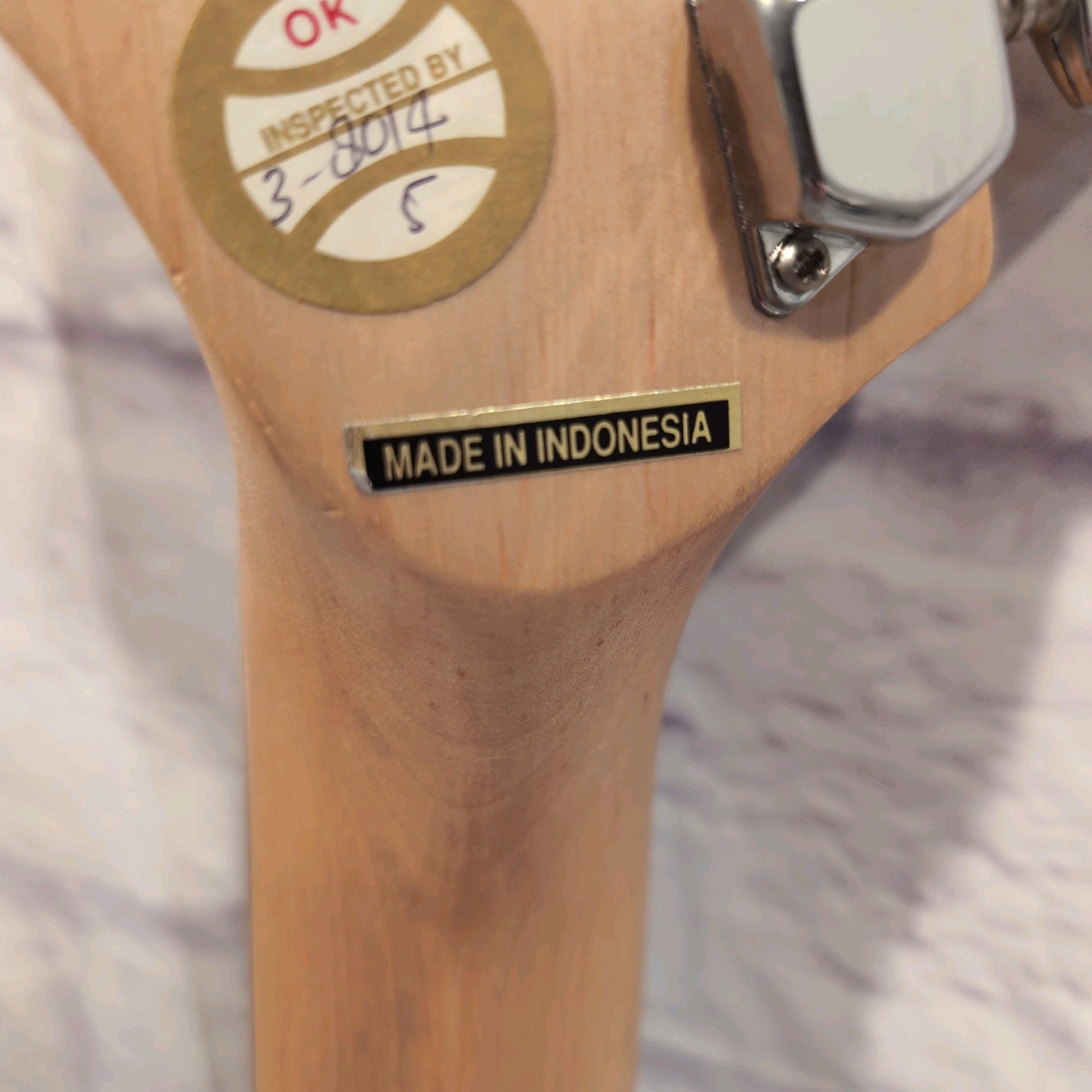 Samick LS-110 Strat Style Silver Sparkle Electric Guitar