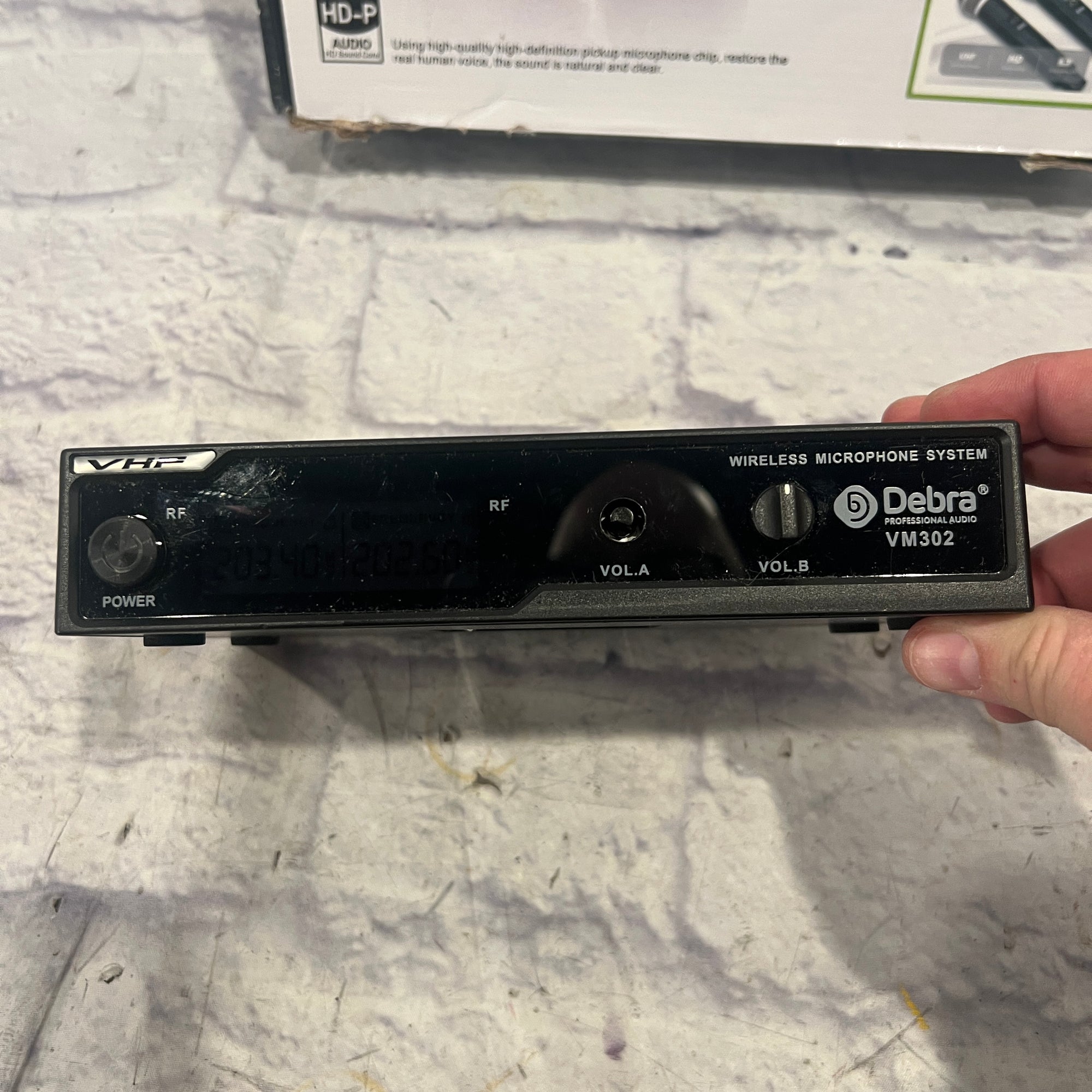 D Debra VM302 Dual Handheld VHF Wireless Microphone Set