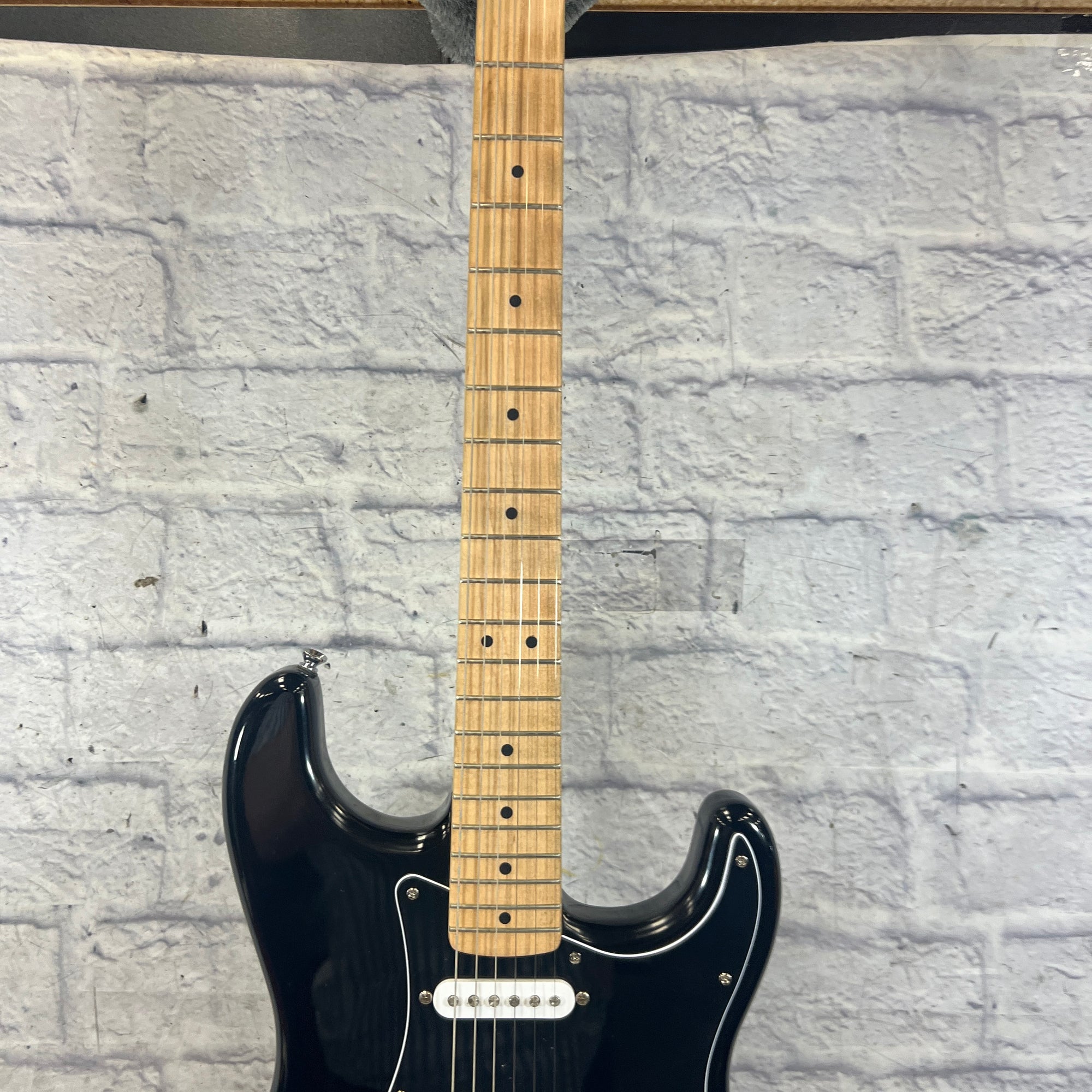 Squier Bullet Strat Gilmore Style Electric Guitar