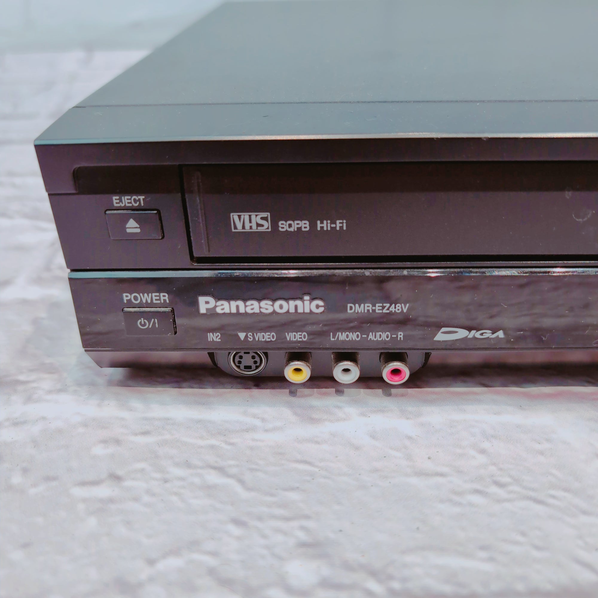 Panasonic DVD/VCR newest combo Player DMR-EZ48V