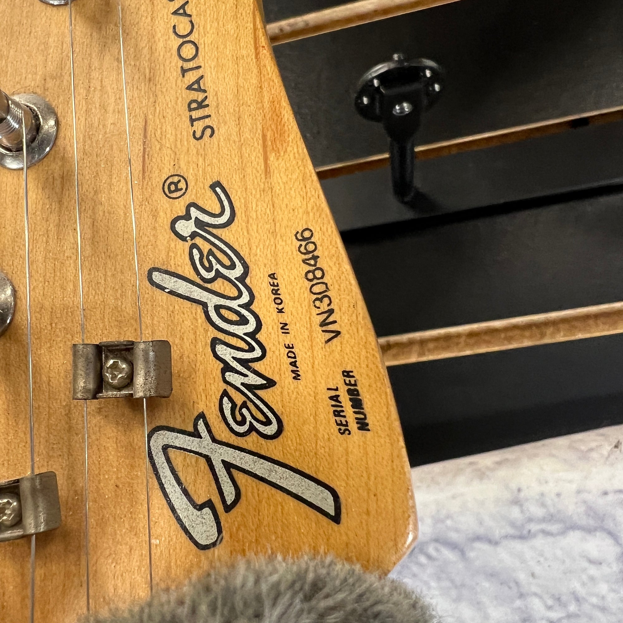ギター Fender Squier Stratocaster madein KOREA ギター Fender Squier Stratocaster madein KOREA 1992 Squier
