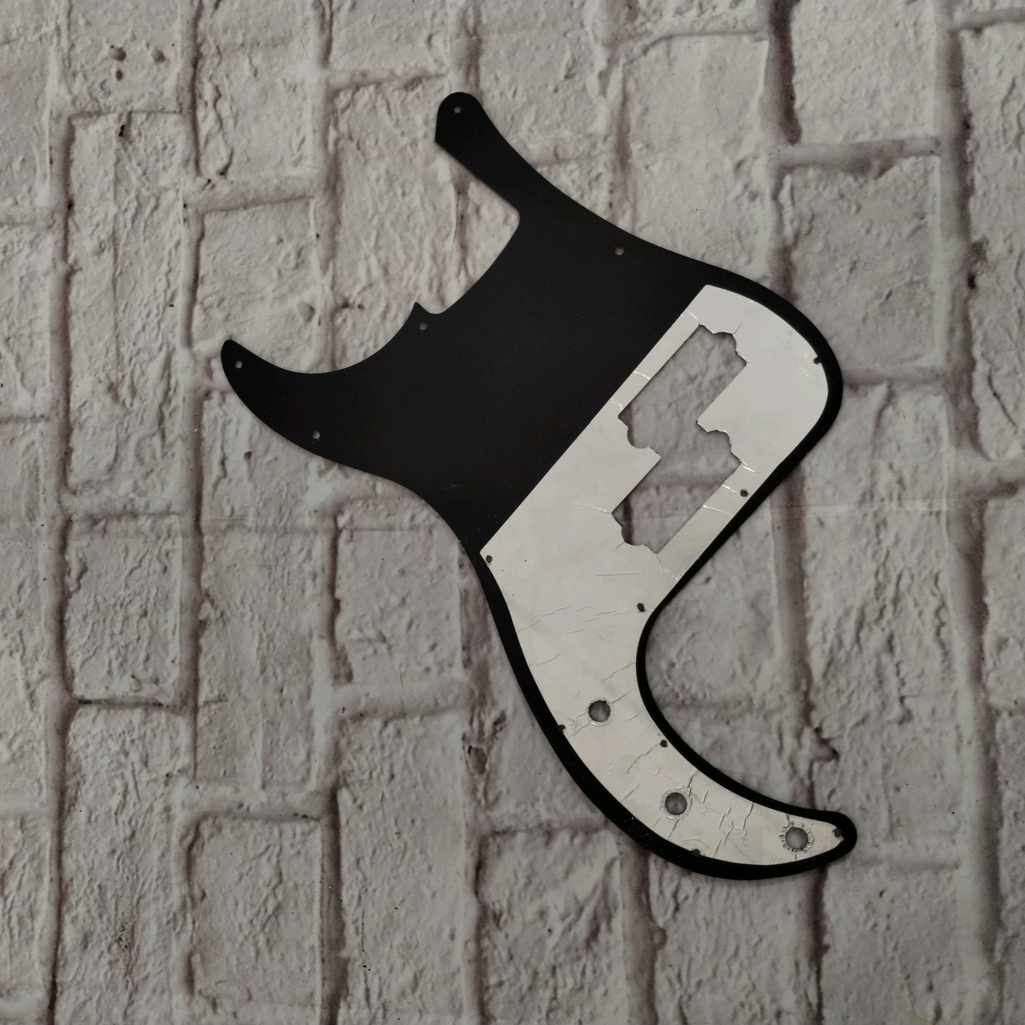 Fender Accessories Black P bass Pickguard